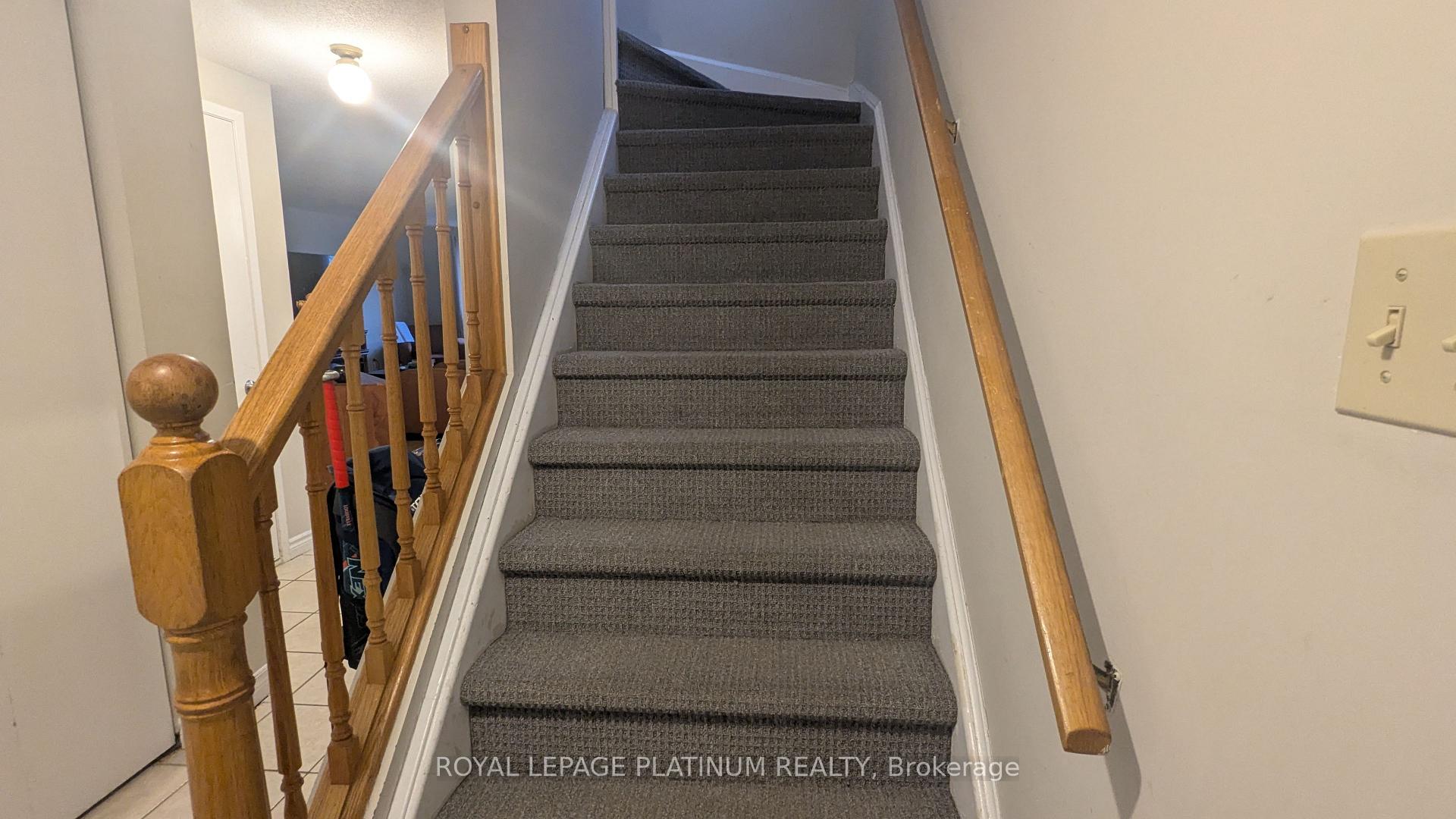 Photo 5 of Unit B, 630 Pinerow Crescent, Waterloo, Westvale — HOMEH