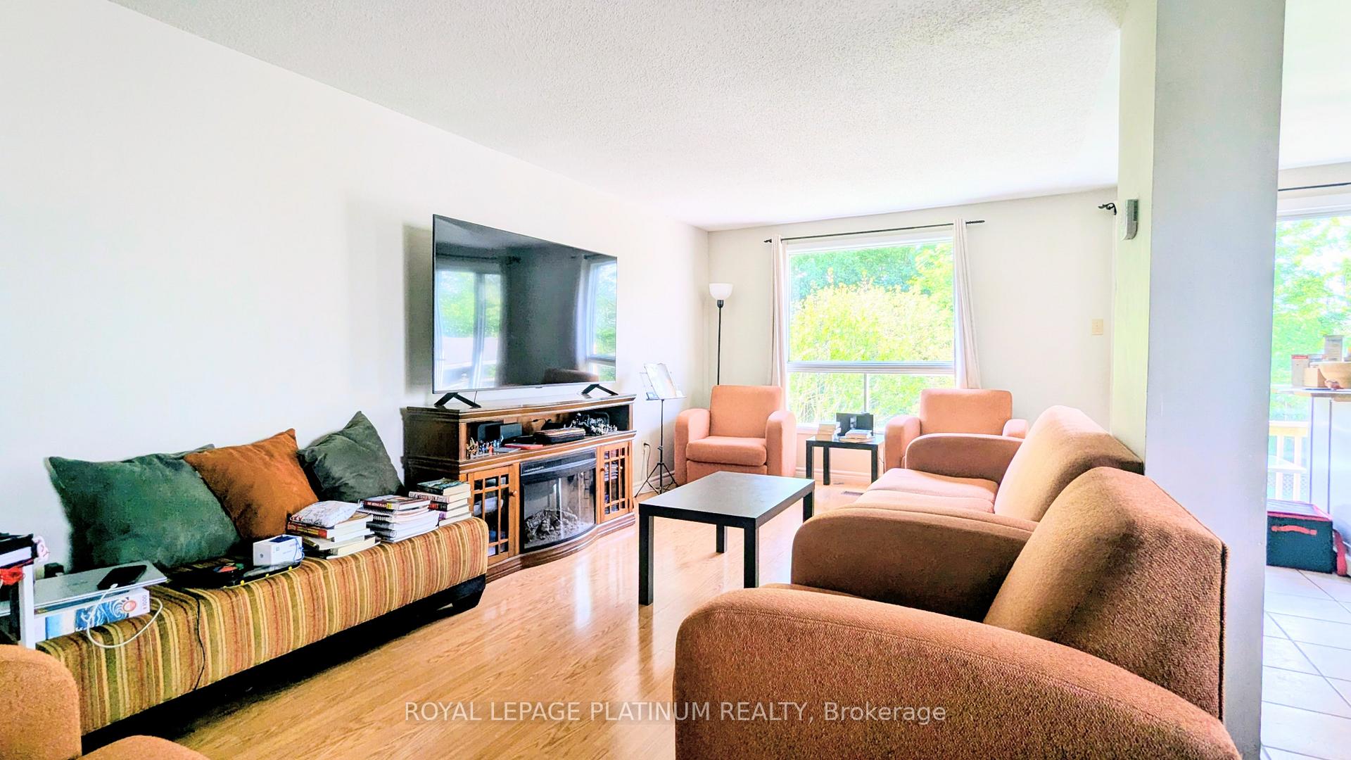 Photo 19 of Unit B, 630 Pinerow Crescent, Waterloo, Westvale — HOMEH