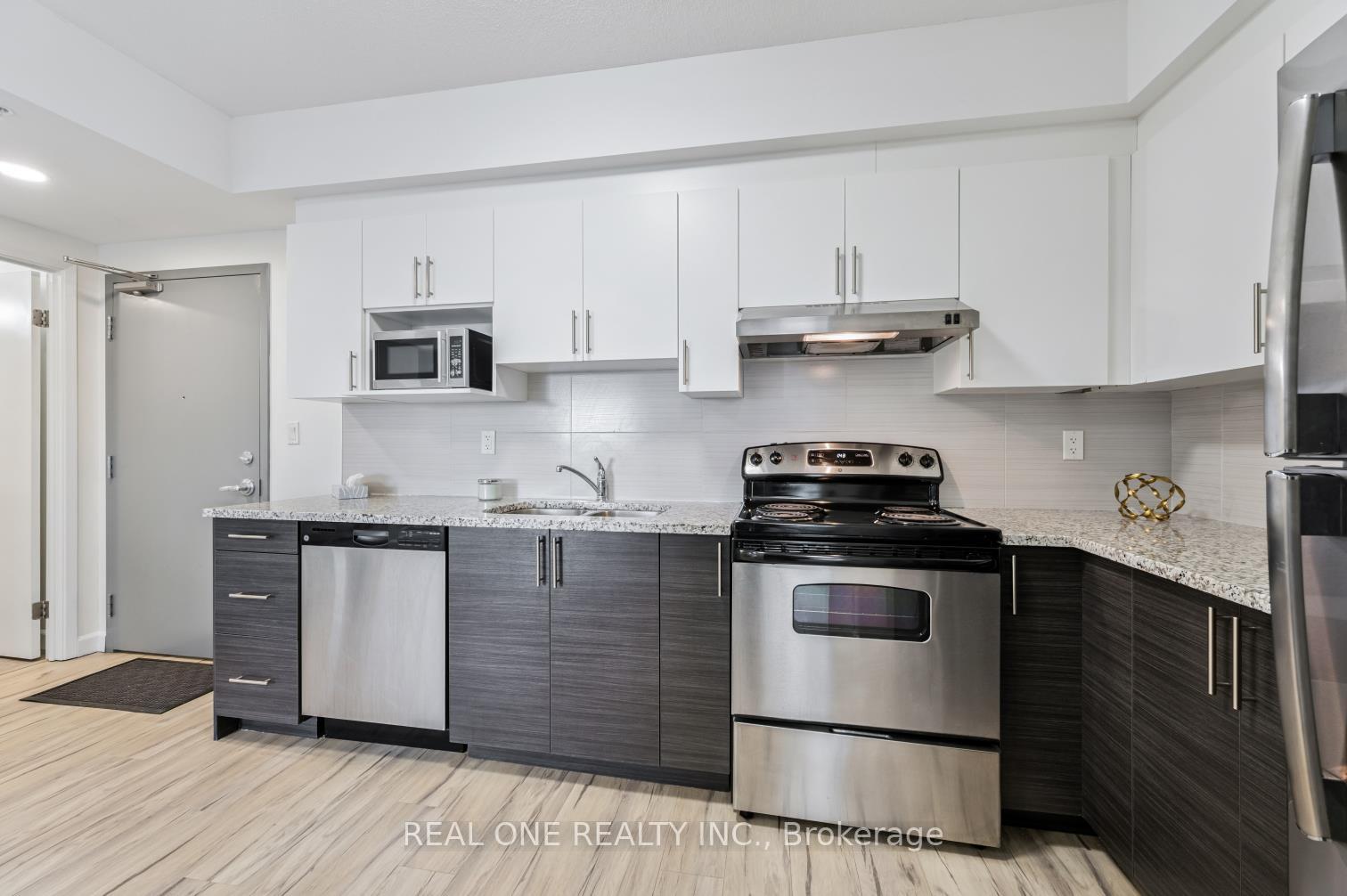 Photo 13 of Unit 287, 258B Sunview Street, Waterloo, Beechwood/University — HOMEH