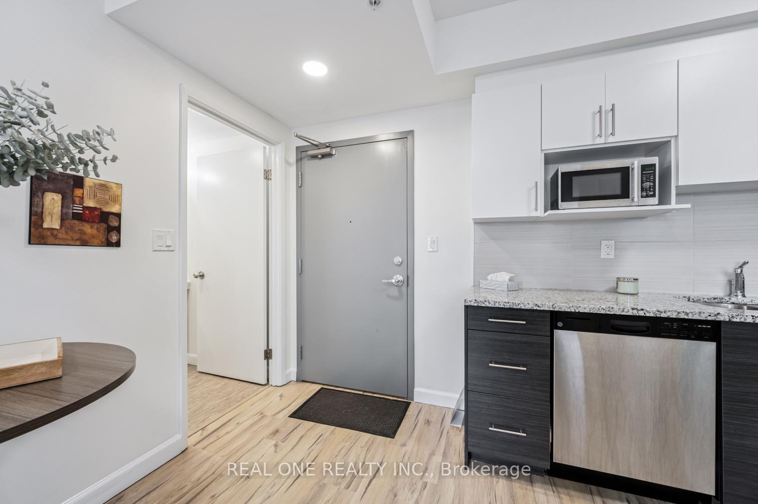Photo 15 of Unit 287, 258B Sunview Street, Waterloo, Beechwood/University — HOMEH