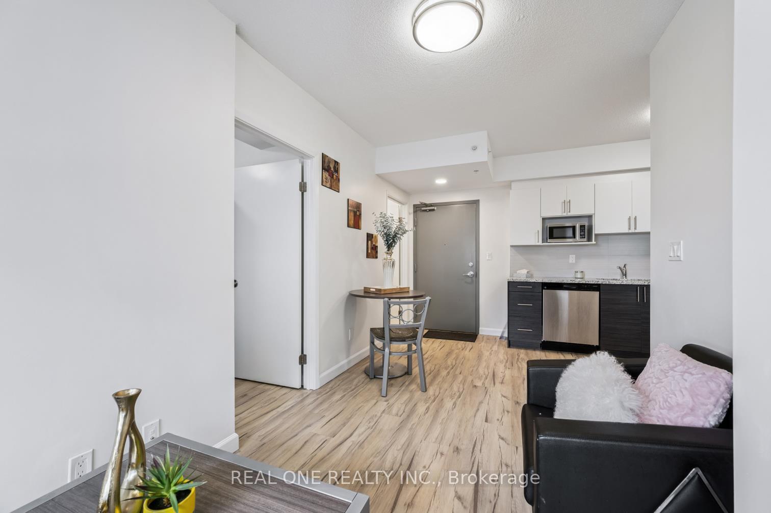 Photo 17 of Unit 287, 258B Sunview Street, Waterloo, Beechwood/University — HOMEH
