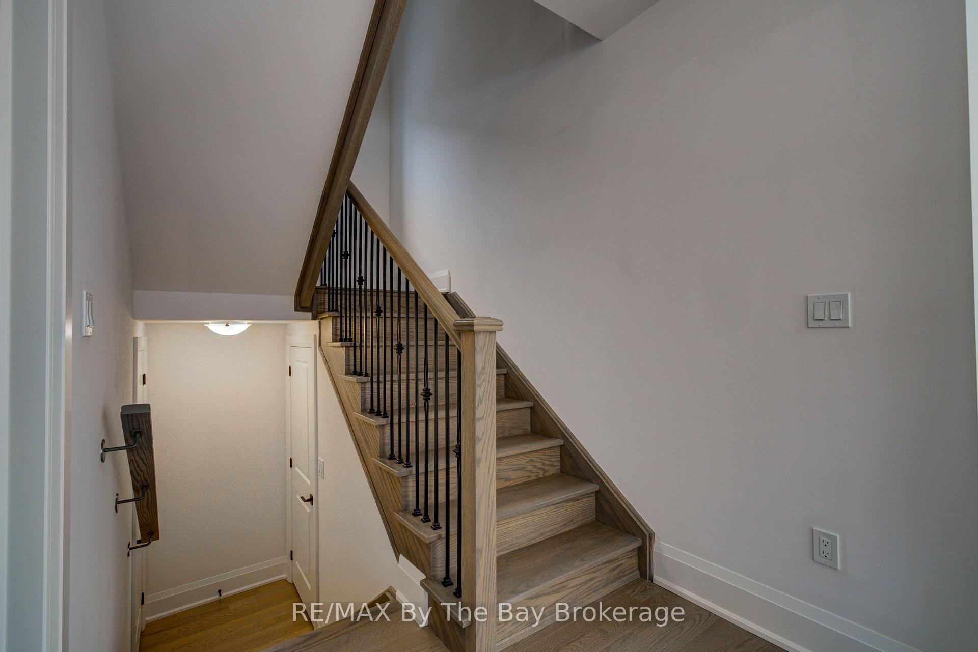 Photo 15 of 64 Amber Drive, Wasaga Beach — HOMEH