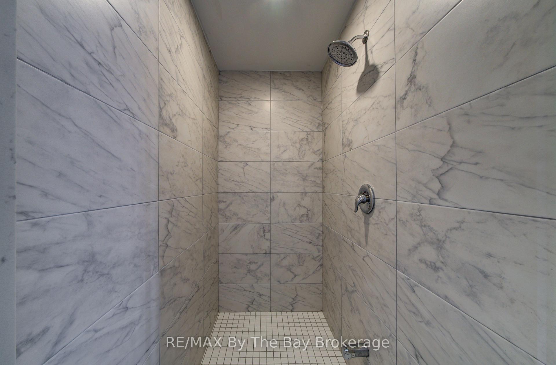 Photo 21 of 64 Amber Drive, Wasaga Beach — HOMEH