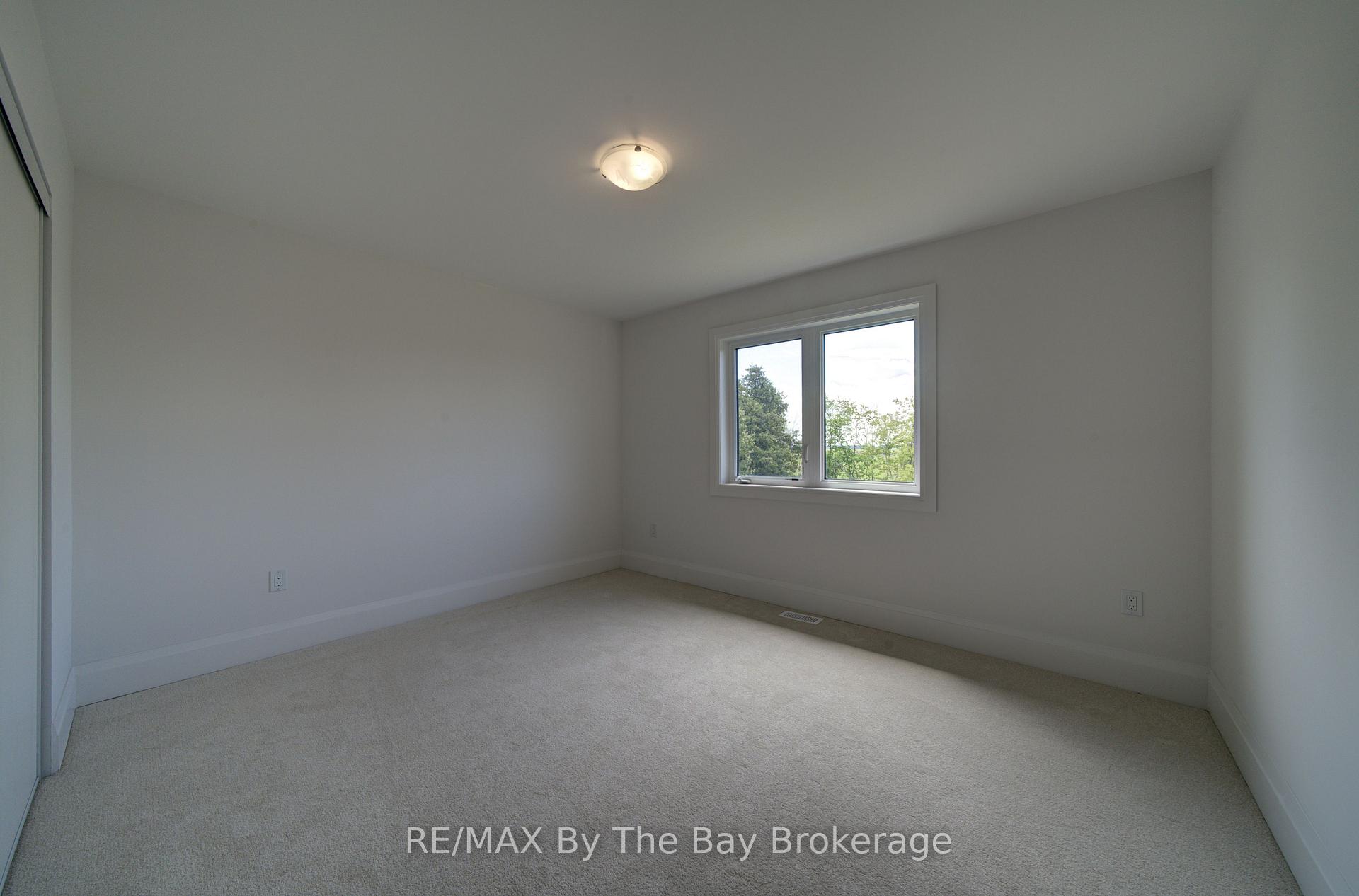 Photo 30 of 64 Amber Drive, Wasaga Beach — HOMEH