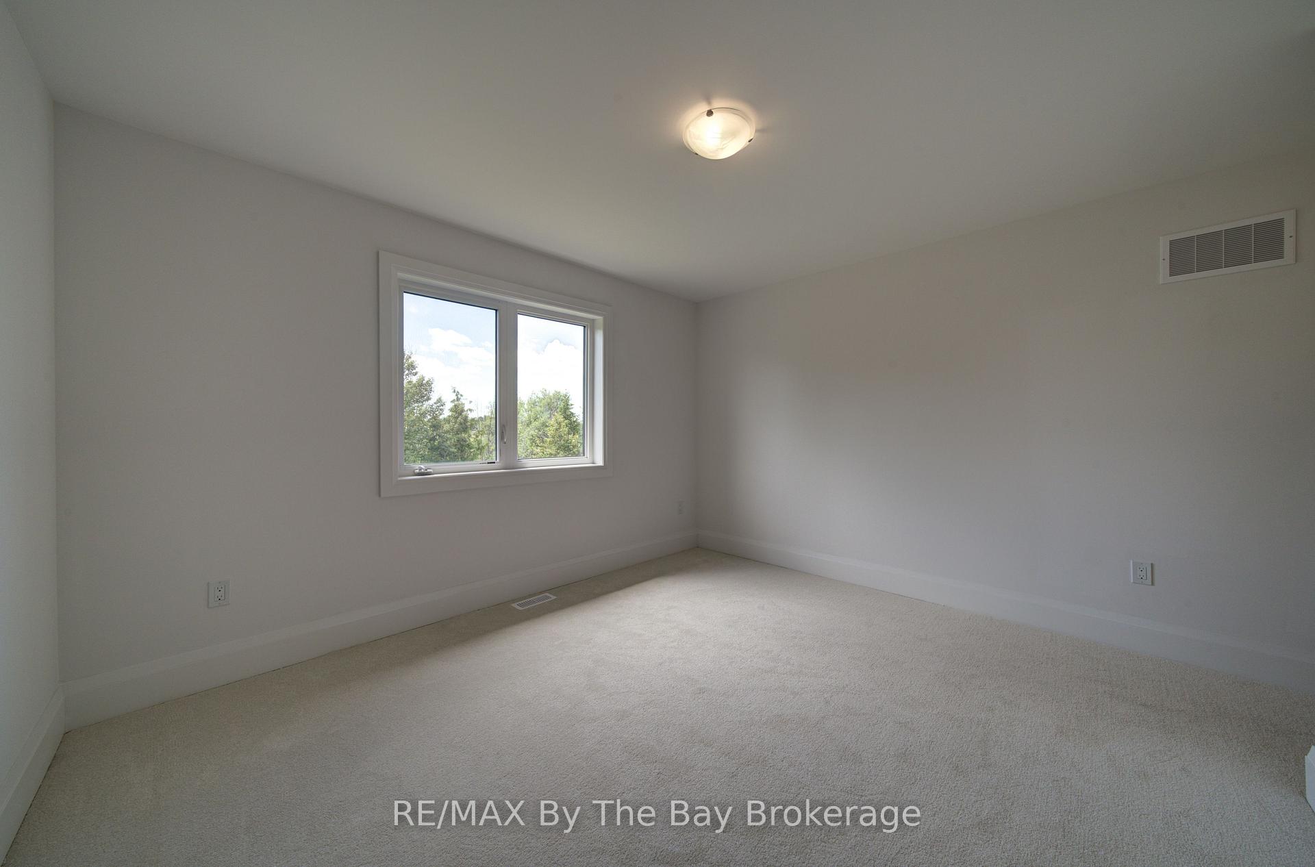 Photo 31 of 64 Amber Drive, Wasaga Beach — HOMEH