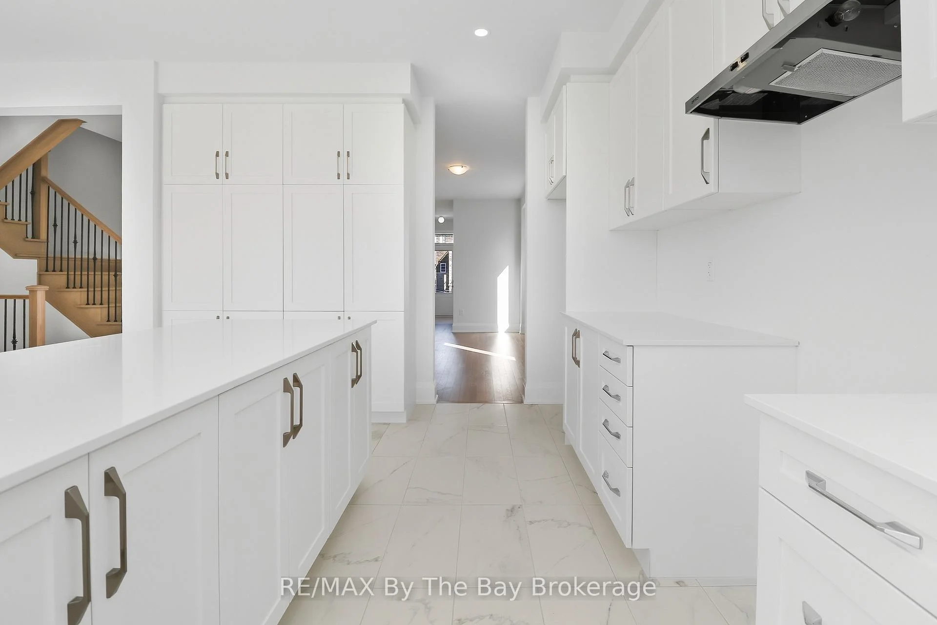 Photo 47 of 64 Amber Drive, Wasaga Beach — HOMEH