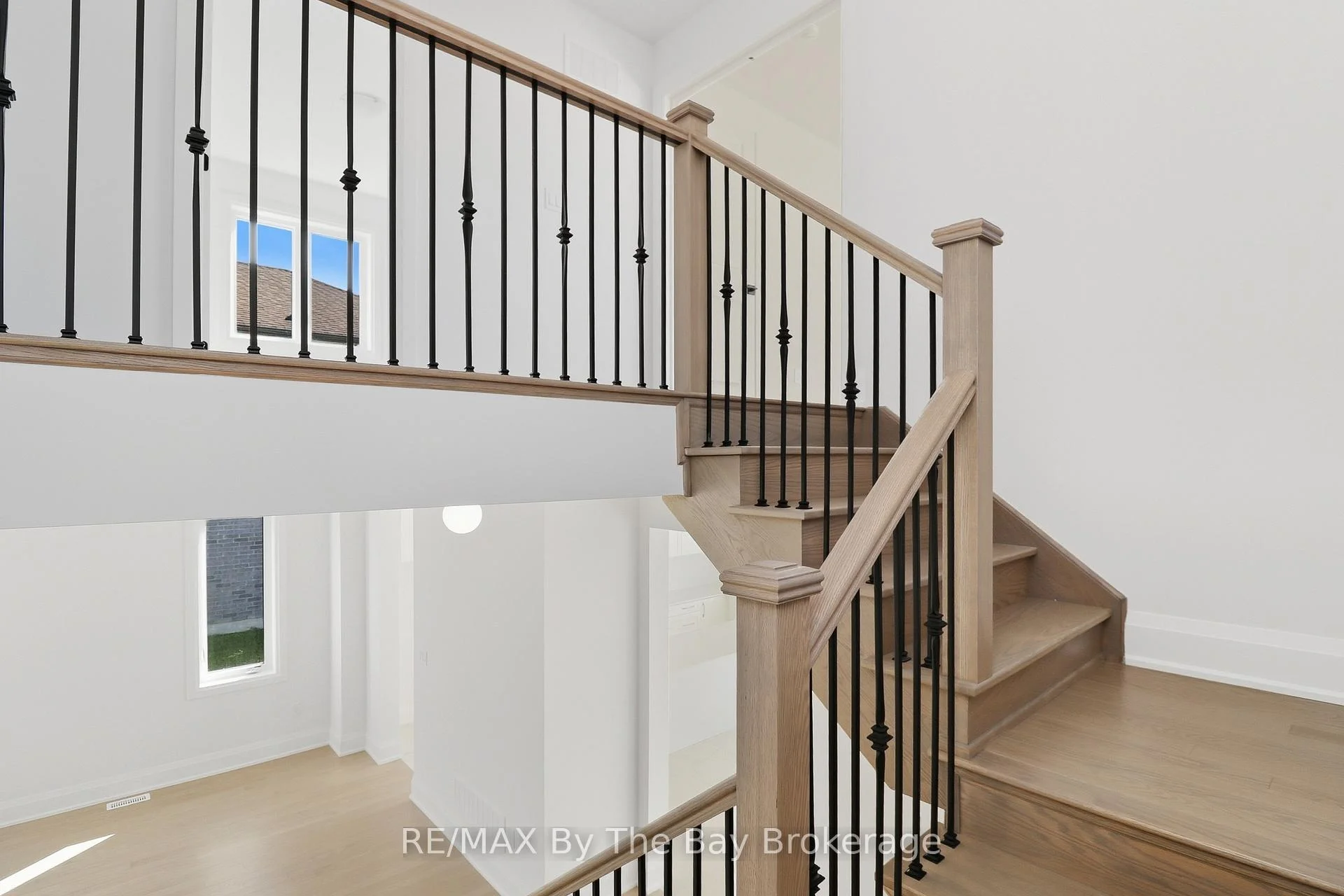 Photo 56 of 64 Amber Drive, Wasaga Beach — HOMEH