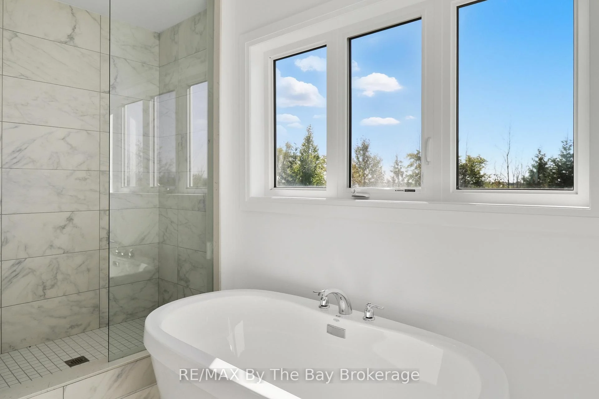 Photo 65 of 64 Amber Drive, Wasaga Beach — HOMEH