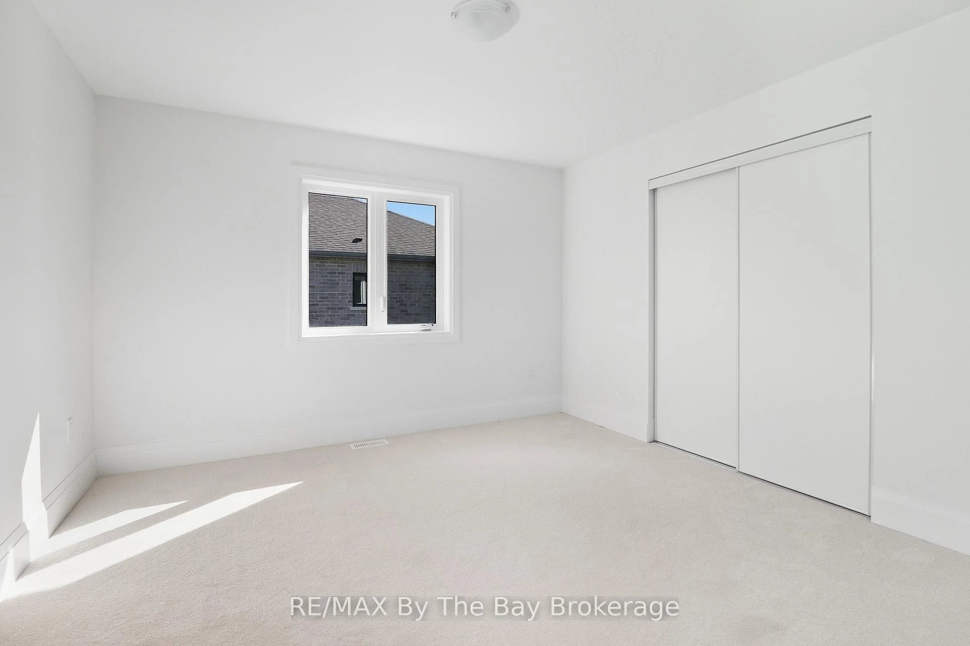 Photo 66 of 64 Amber Drive, Wasaga Beach — HOMEH