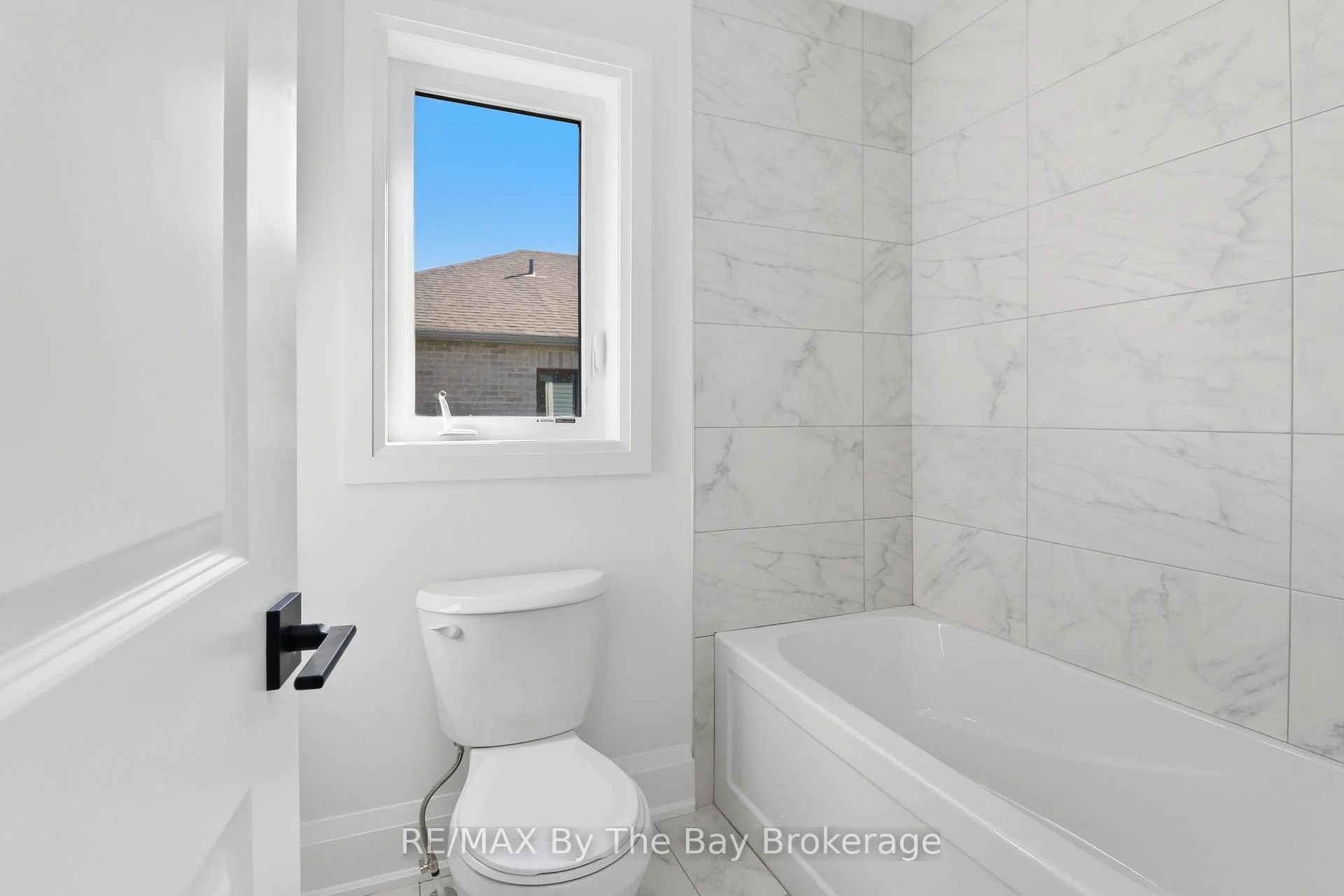 Photo 70 of 64 Amber Drive, Wasaga Beach — HOMEH