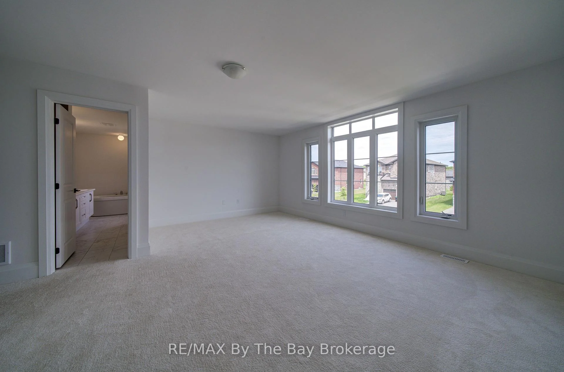 Photo 89 of 64 Amber Drive, Wasaga Beach — HOMEH