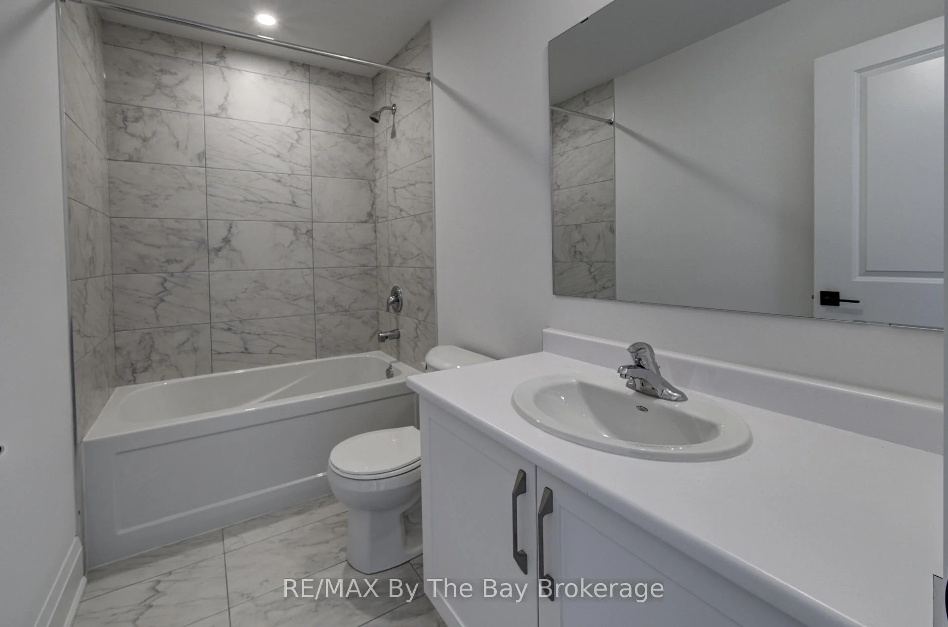 Photo 97 of 64 Amber Drive, Wasaga Beach — HOMEH