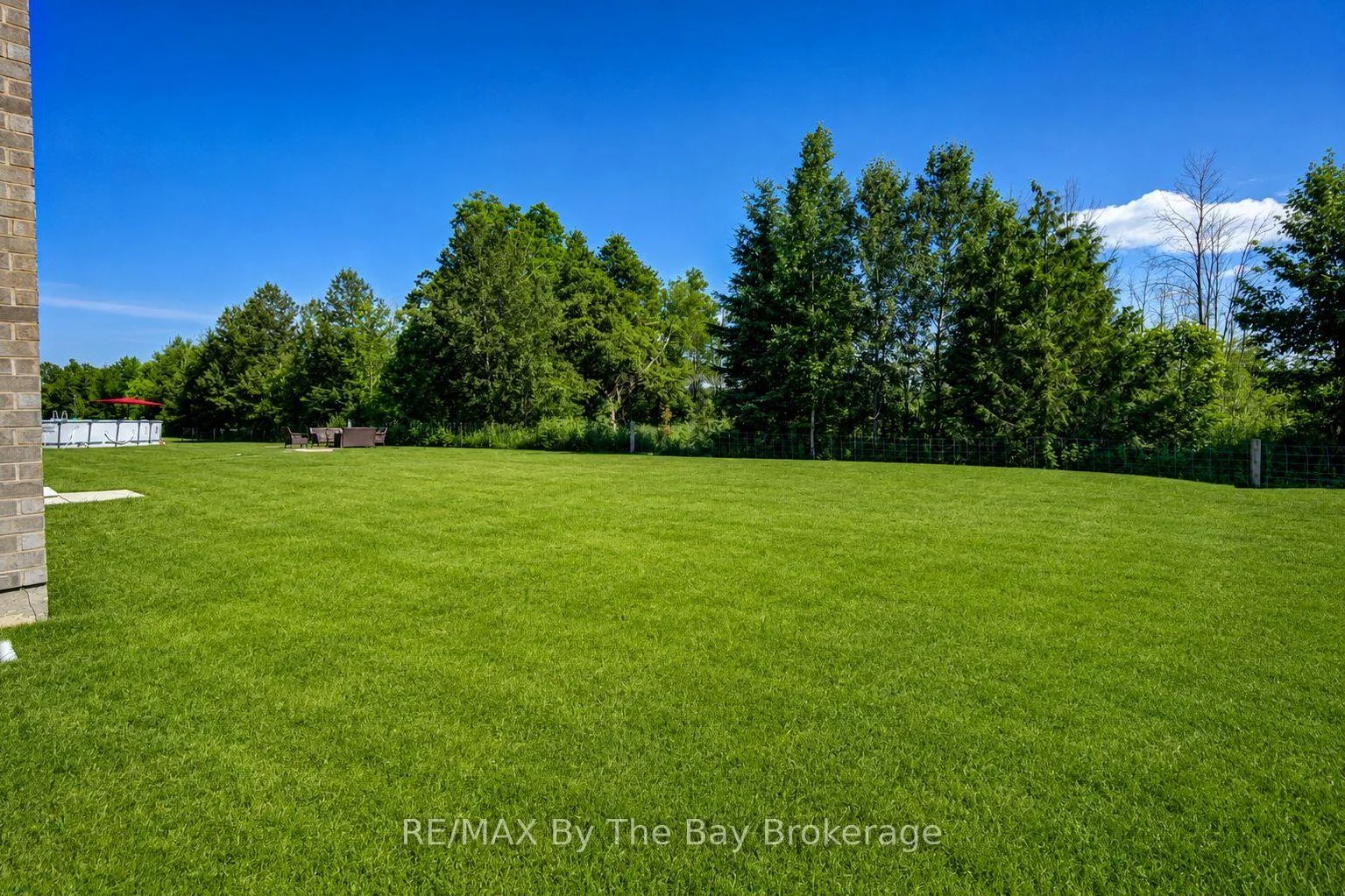 Photo 3 of 64 Amber Drive, Wasaga Beach — HOMEH