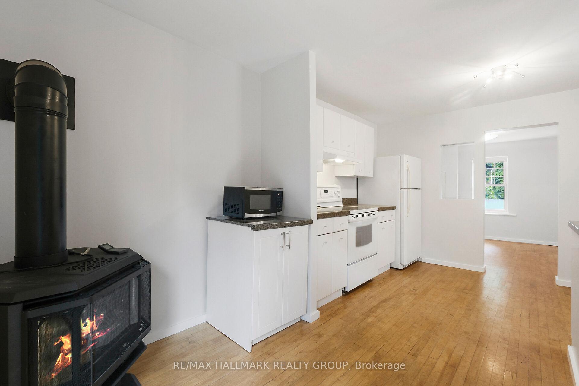 Photo 13 of 1 Taylor Lane, Ottawa, New Edinburgh — HOMEH