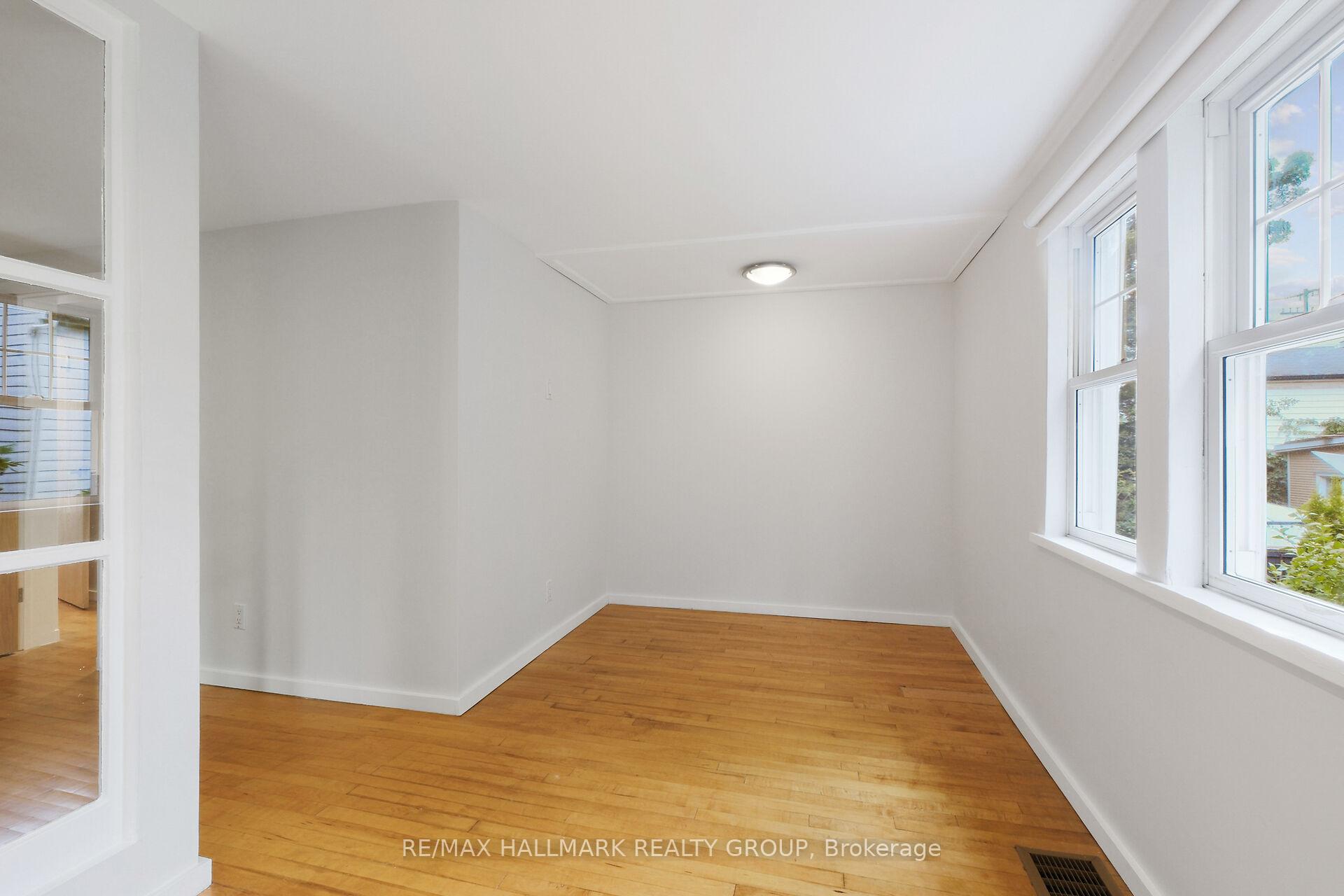 Photo 18 of 1 Taylor Lane, Ottawa, New Edinburgh — HOMEH