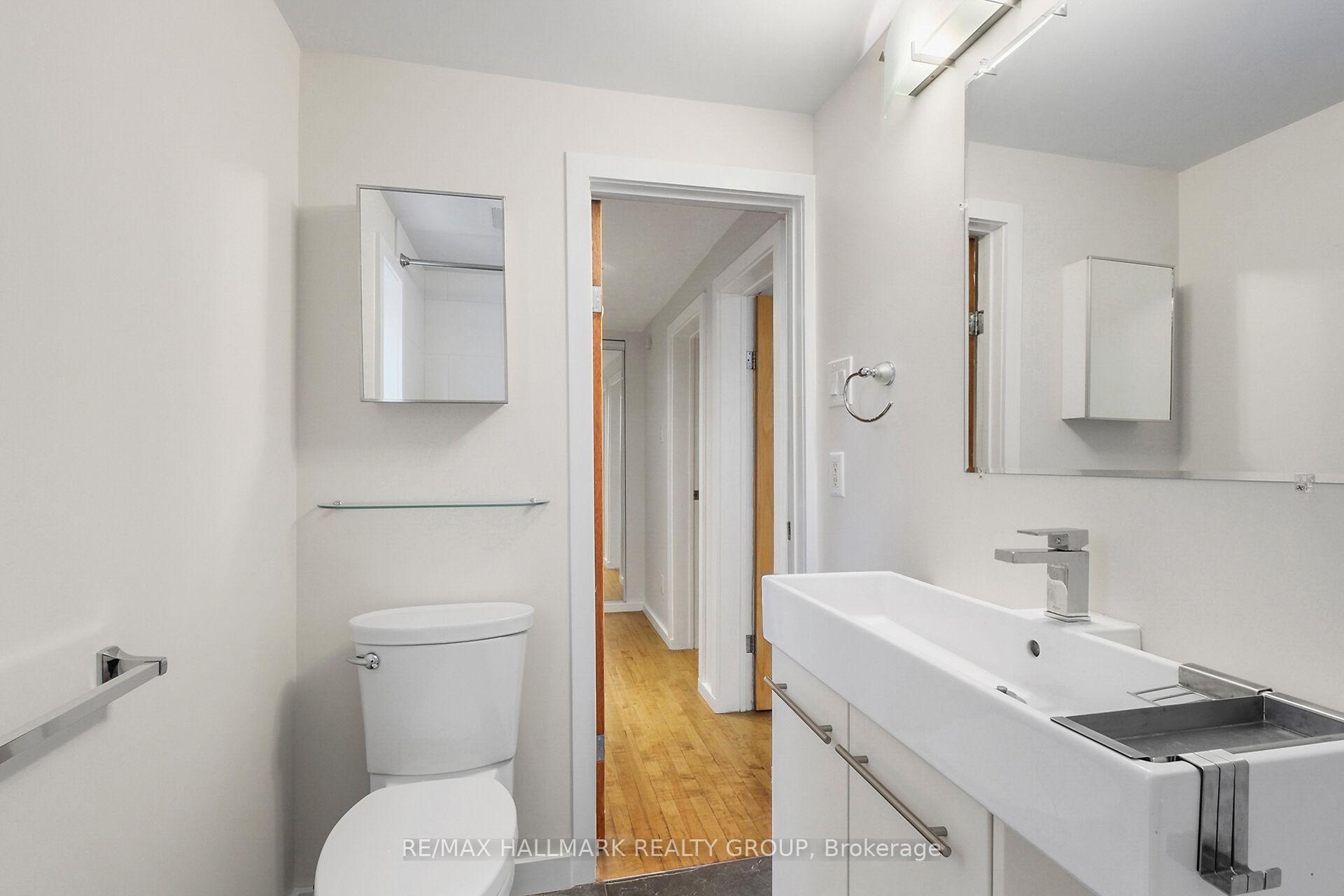 Photo 23 of 1 Taylor Lane, Ottawa, New Edinburgh — HOMEH