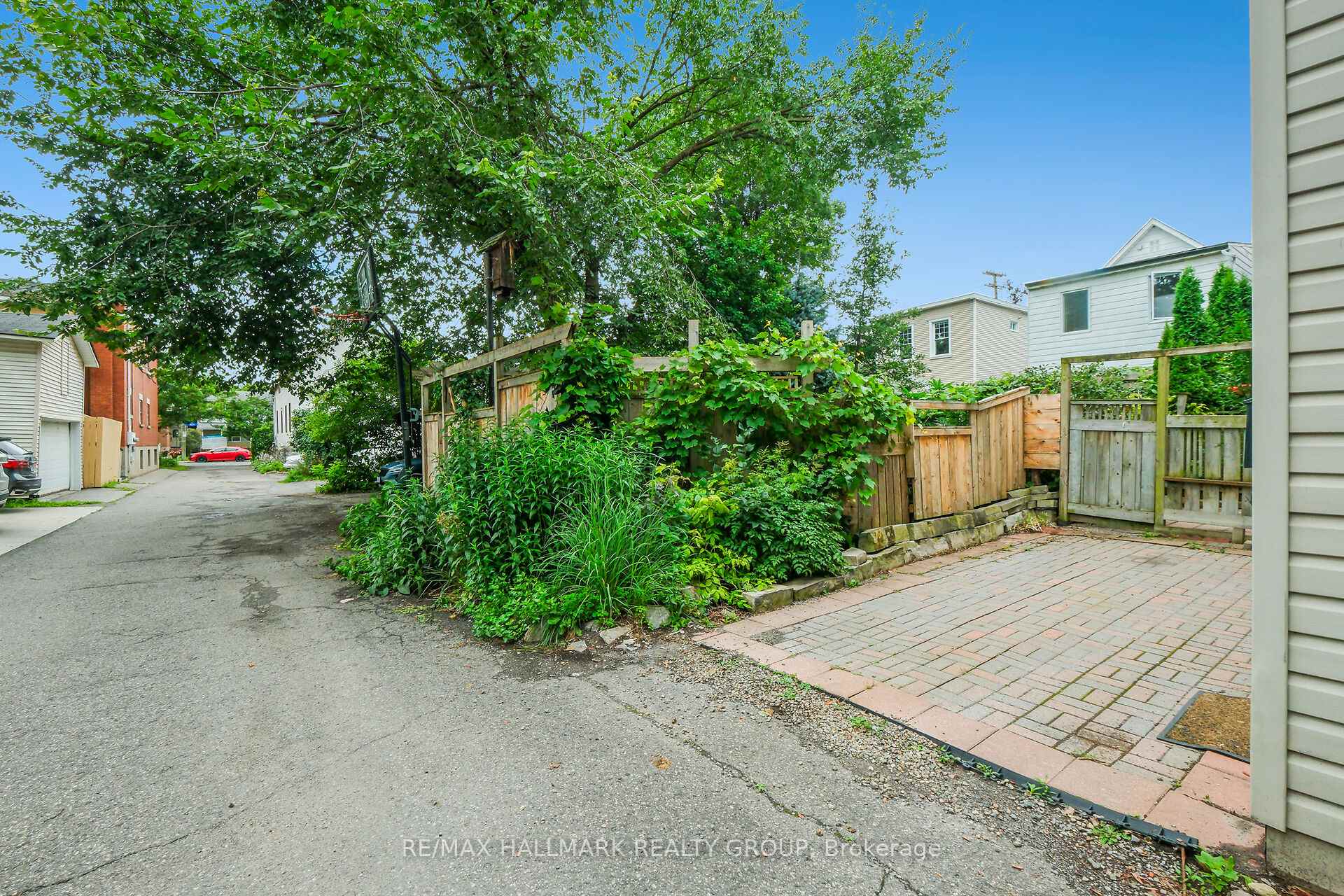 Photo 26 of 1 Taylor Lane, Ottawa, New Edinburgh — HOMEH