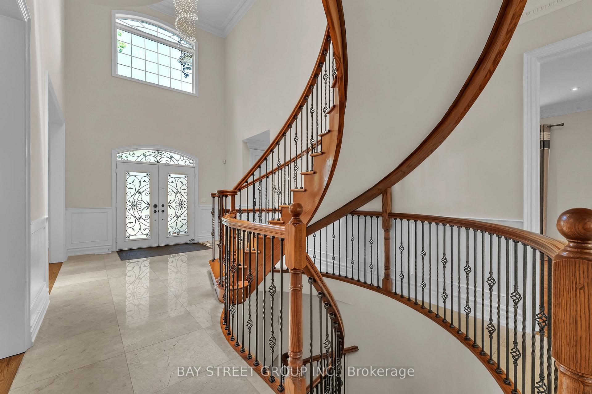 Photo 5 of 24 Murray Avenue, Scarborough, Agincourt South-Malvern West — HOMEH