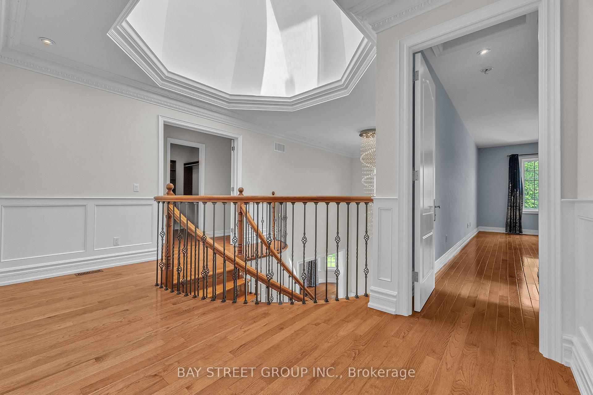 Photo 15 of 24 Murray Avenue, Scarborough, Agincourt South-Malvern West — HOMEH