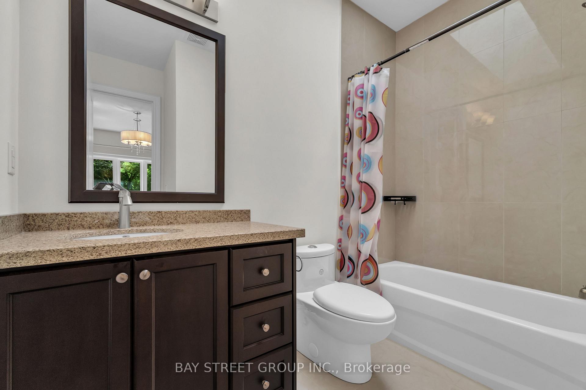 Photo 19 of 24 Murray Avenue, Scarborough, Agincourt South-Malvern West — HOMEH
