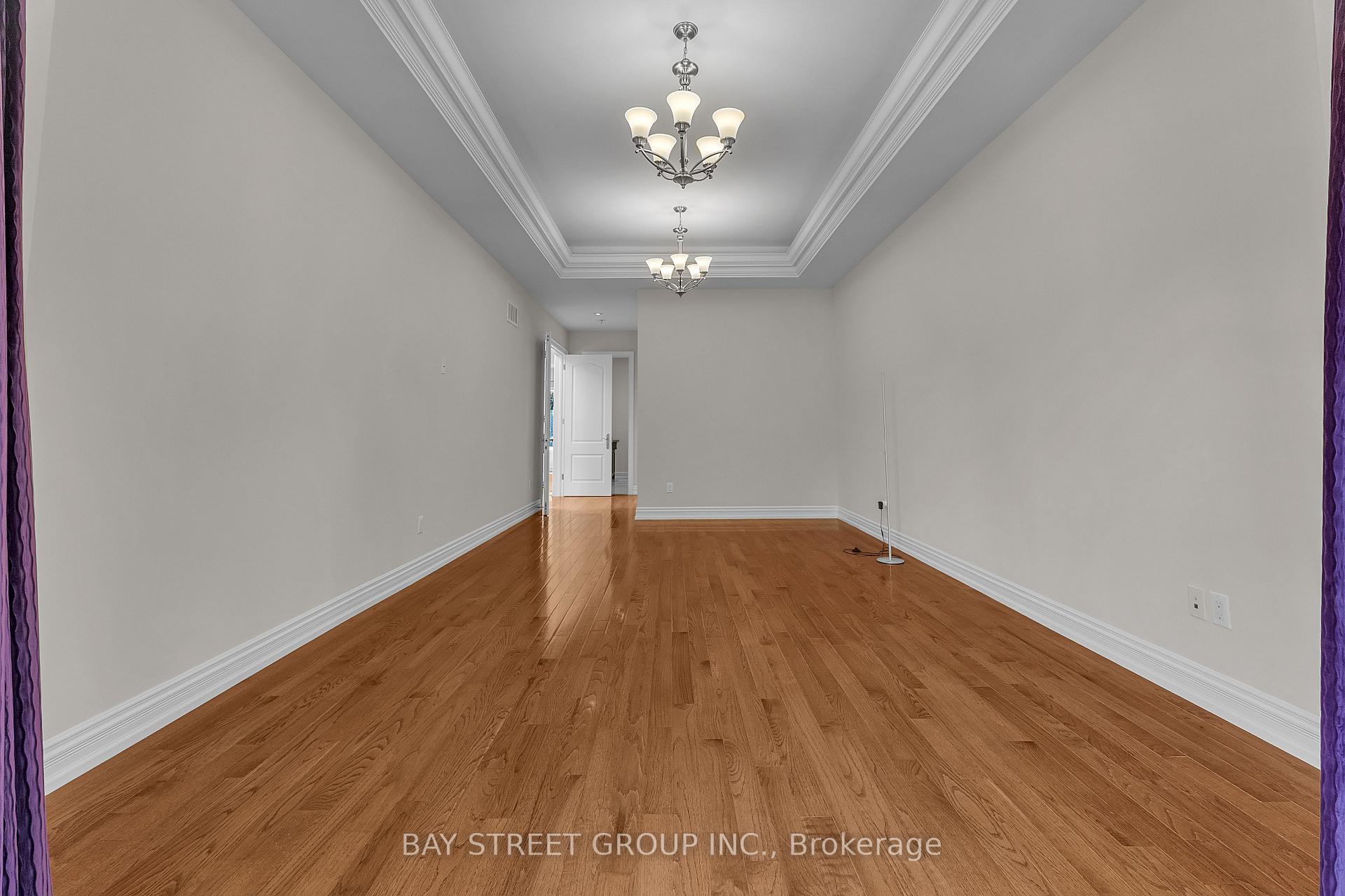 Photo 25 of 24 Murray Avenue, Scarborough, Agincourt South-Malvern West — HOMEH