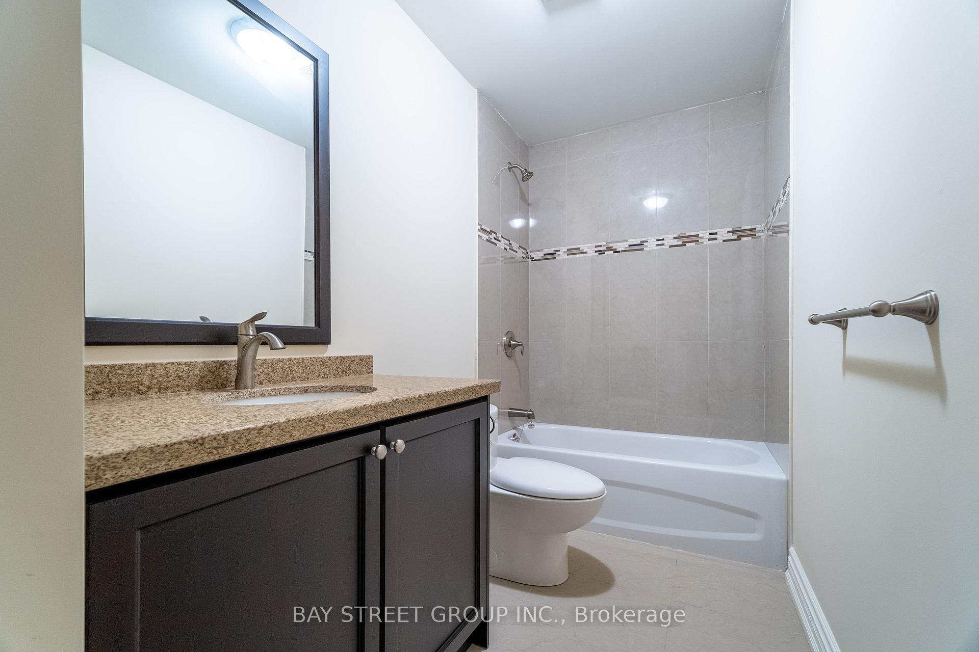 Photo 33 of 24 Murray Avenue, Scarborough, Agincourt South-Malvern West — HOMEH