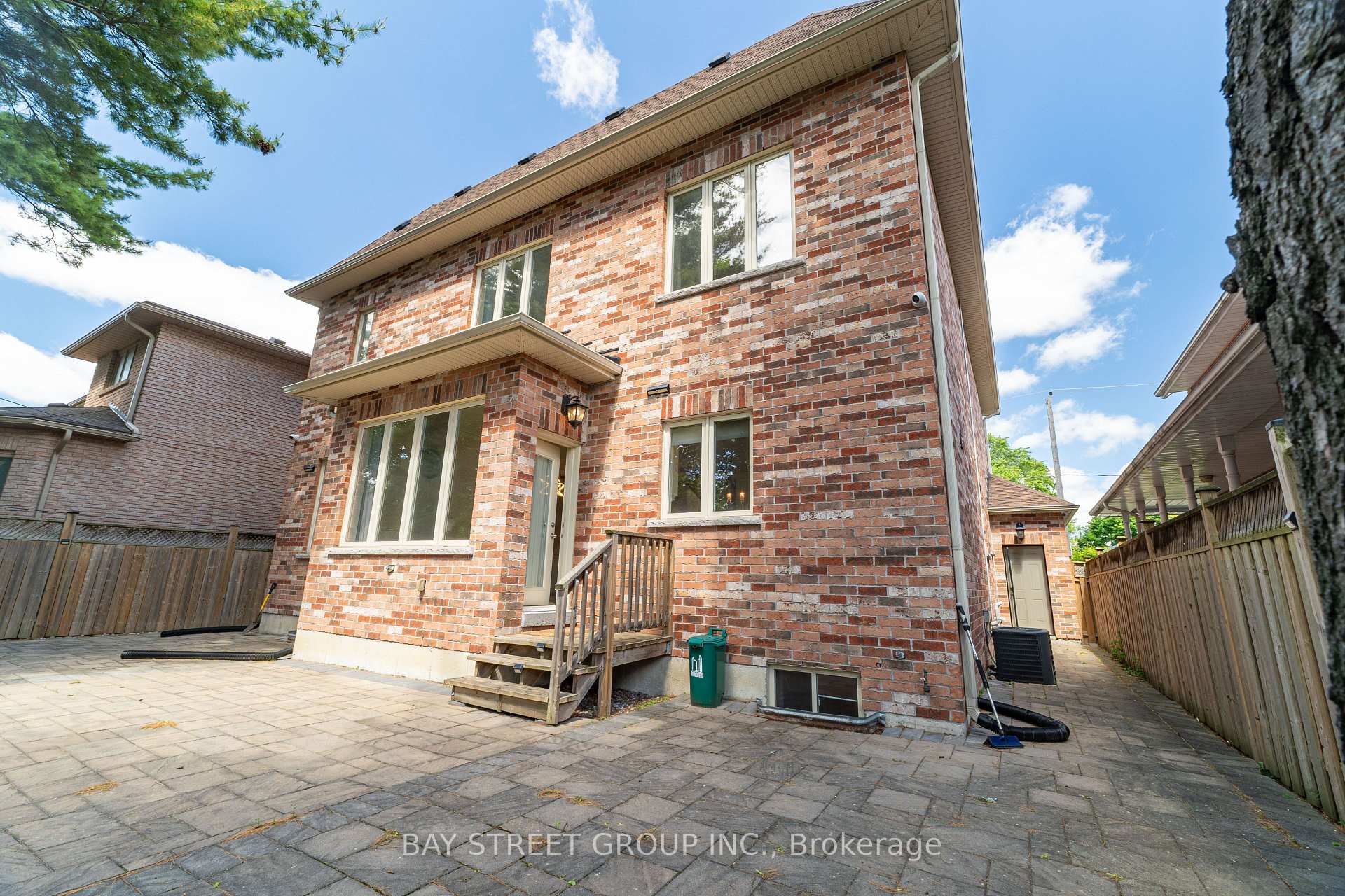 Photo 36 of 24 Murray Avenue, Scarborough, Agincourt South-Malvern West — HOMEH