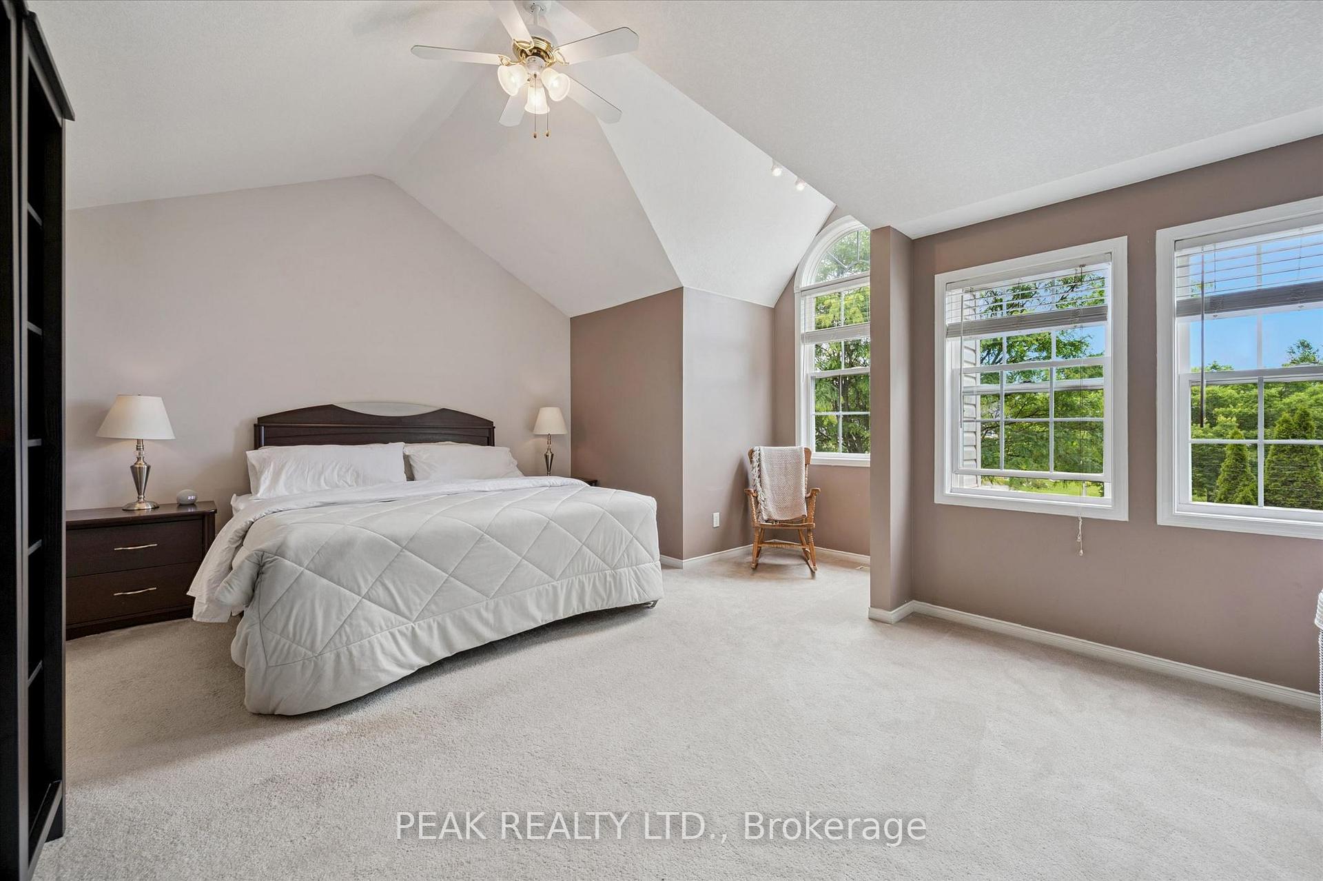 Photo 26 of 183 Dalecroft Place, Waterloo, Columbia Forest — HOMEH