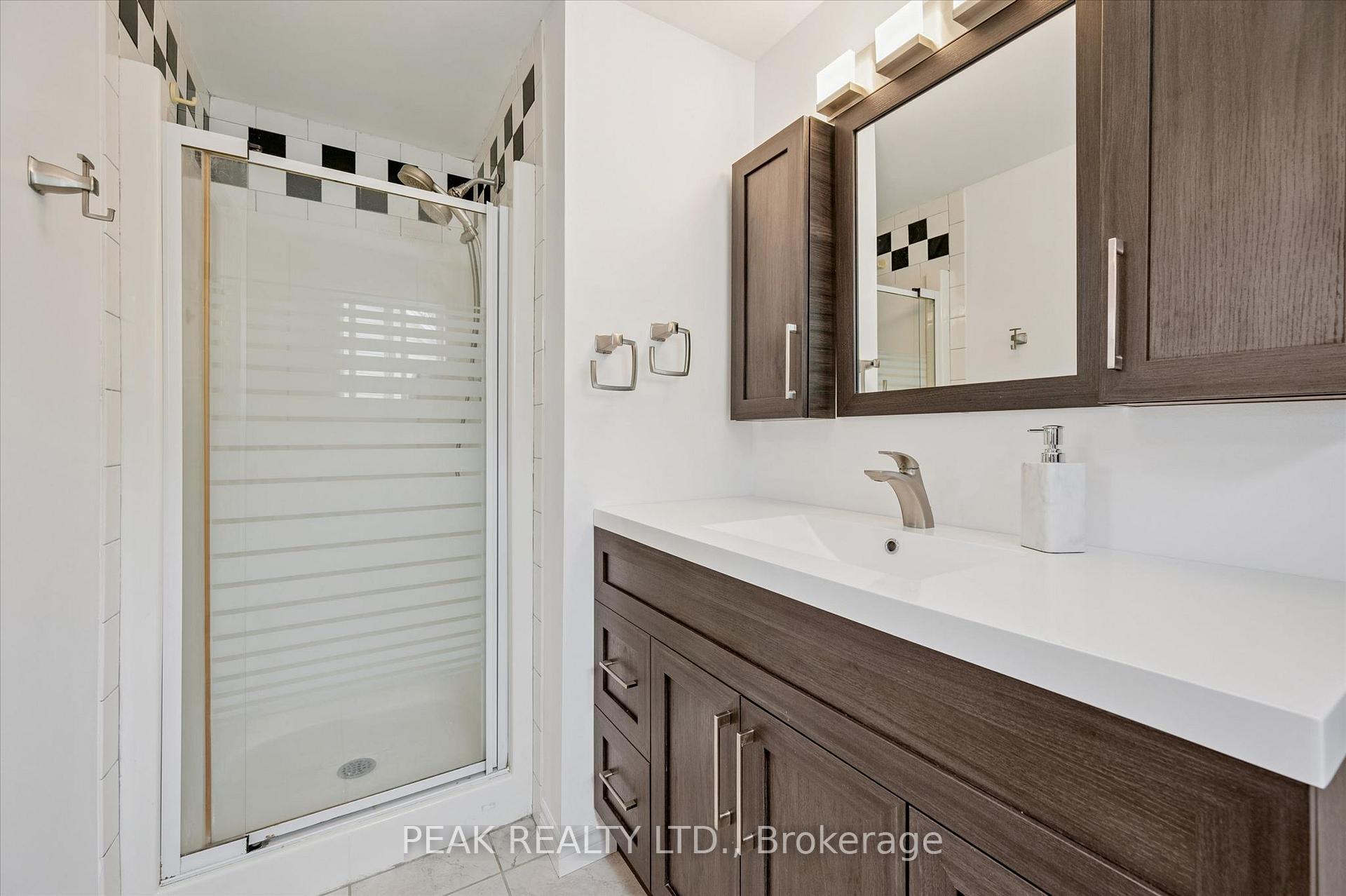 Photo 29 of 183 Dalecroft Place, Waterloo, Columbia Forest — HOMEH