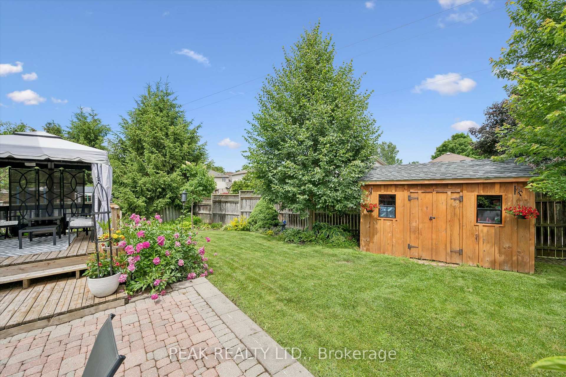 Photo 34 of 183 Dalecroft Place, Waterloo, Columbia Forest — HOMEH