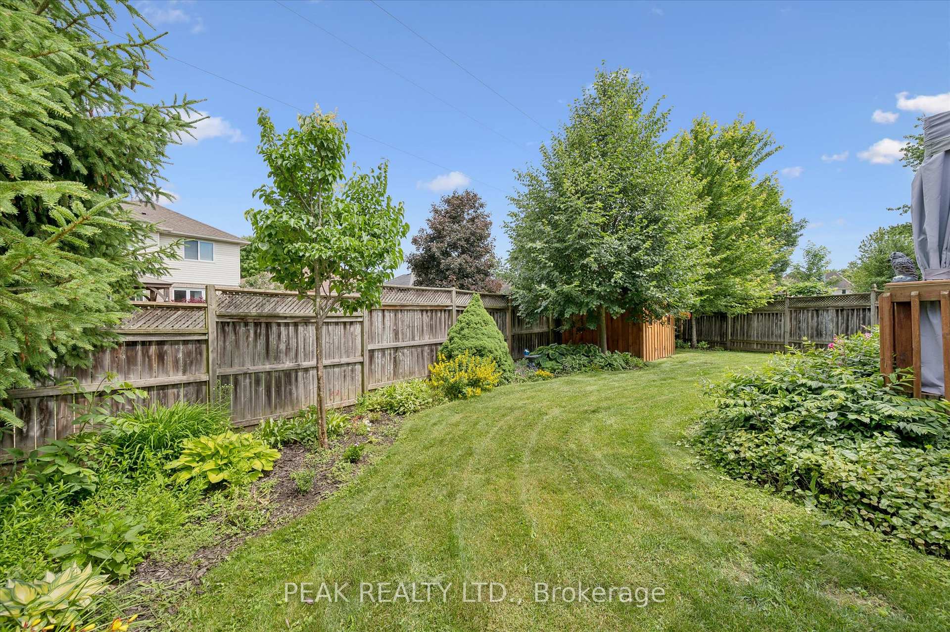 Photo 37 of 183 Dalecroft Place, Waterloo, Columbia Forest — HOMEH