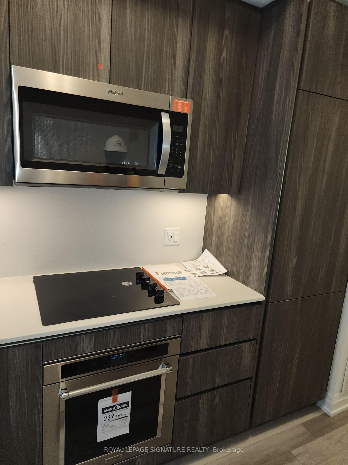 Photo 7 of Unit 308, 15 Richardson Street, Toronto, Waterfront Communities — HOMEH