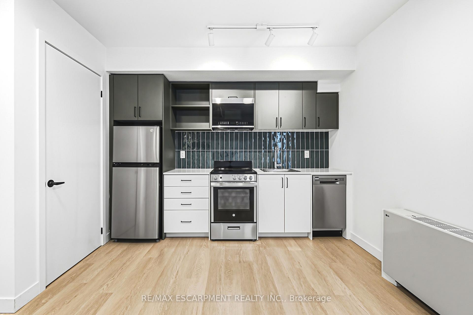 Photo 3 of Unit 104, 325 James Street S, Hamilton, Corktown — HOMEH