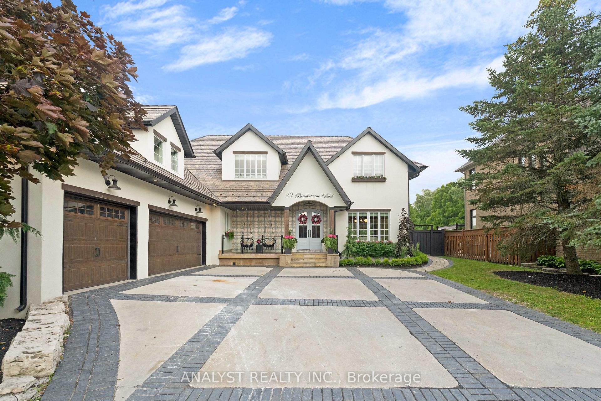 Photo 1 of 29 Bindertwine Boulevard, Vaughan, Kleinburg — HOMEH