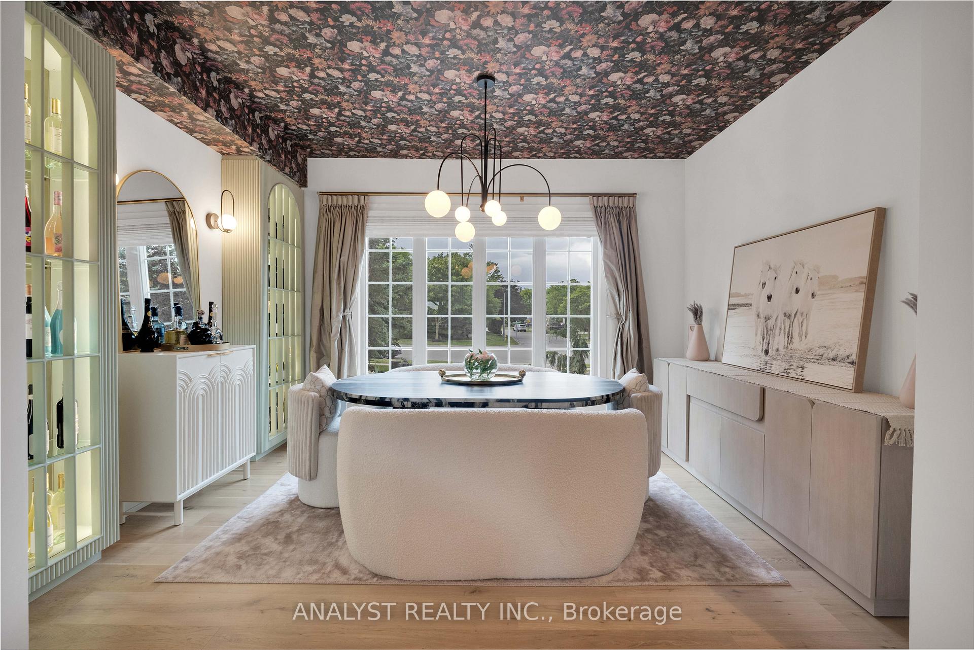Photo 5 of 29 Bindertwine Boulevard, Vaughan, Kleinburg — HOMEH