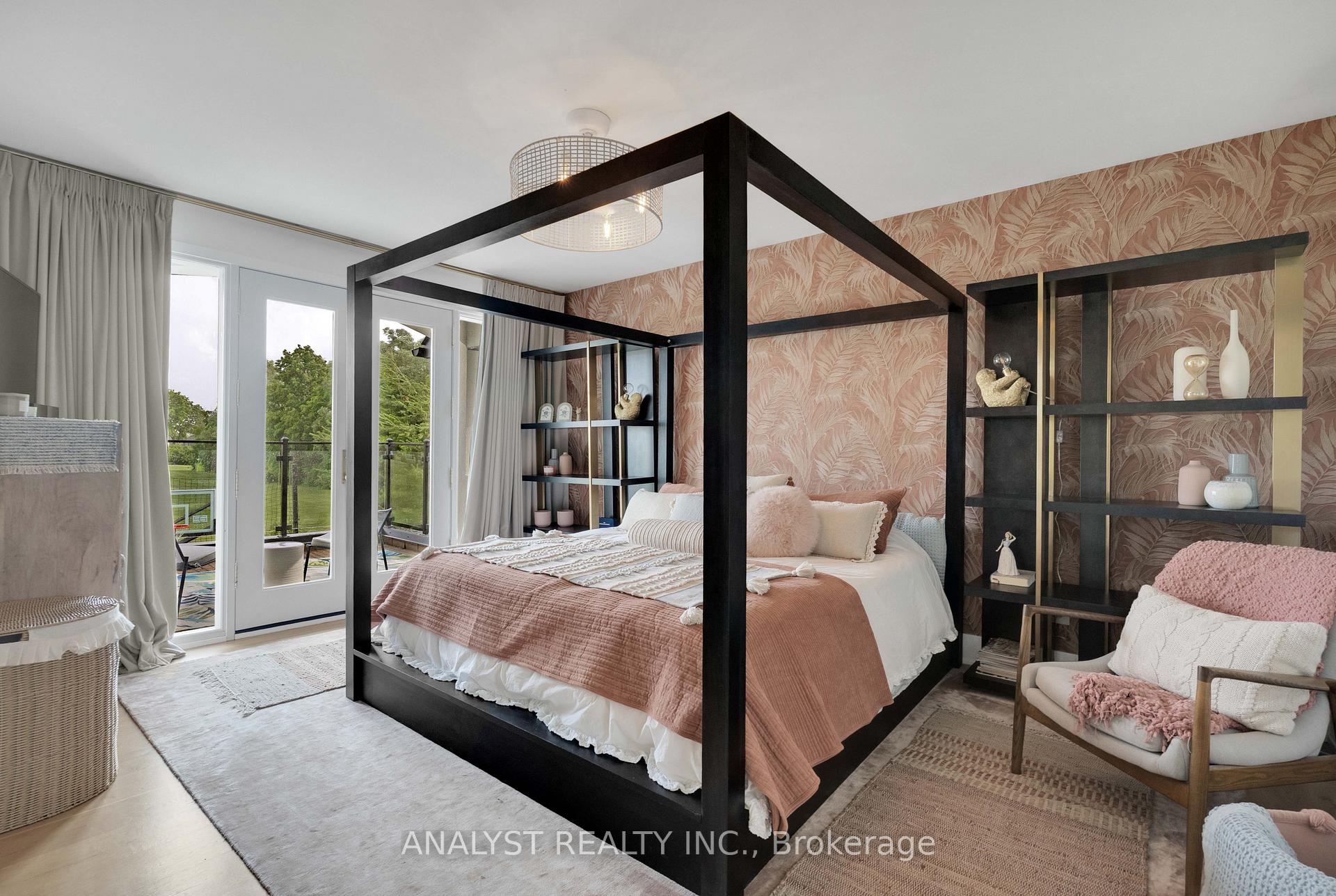 Photo 17 of 29 Bindertwine Boulevard, Vaughan, Kleinburg — HOMEH