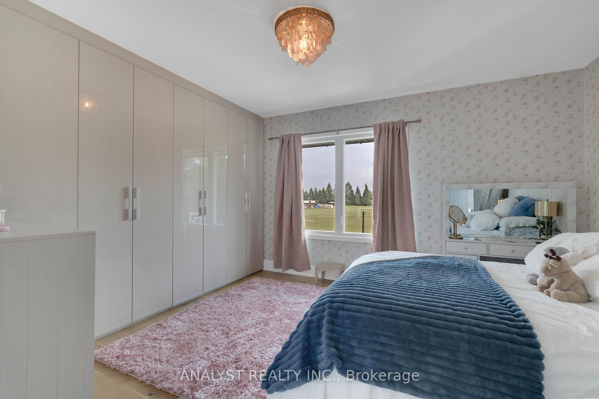 Photo 21 of 29 Bindertwine Boulevard, Vaughan, Kleinburg — HOMEH