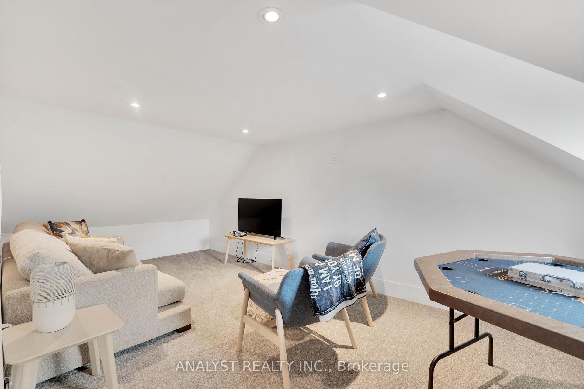 Photo 28 of 29 Bindertwine Boulevard, Vaughan, Kleinburg — HOMEH