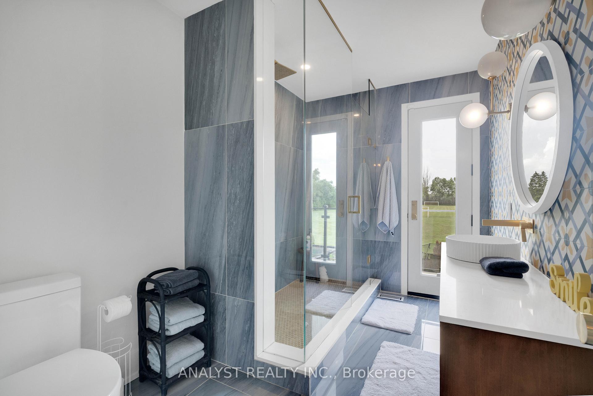 Photo 29 of 29 Bindertwine Boulevard, Vaughan, Kleinburg — HOMEH