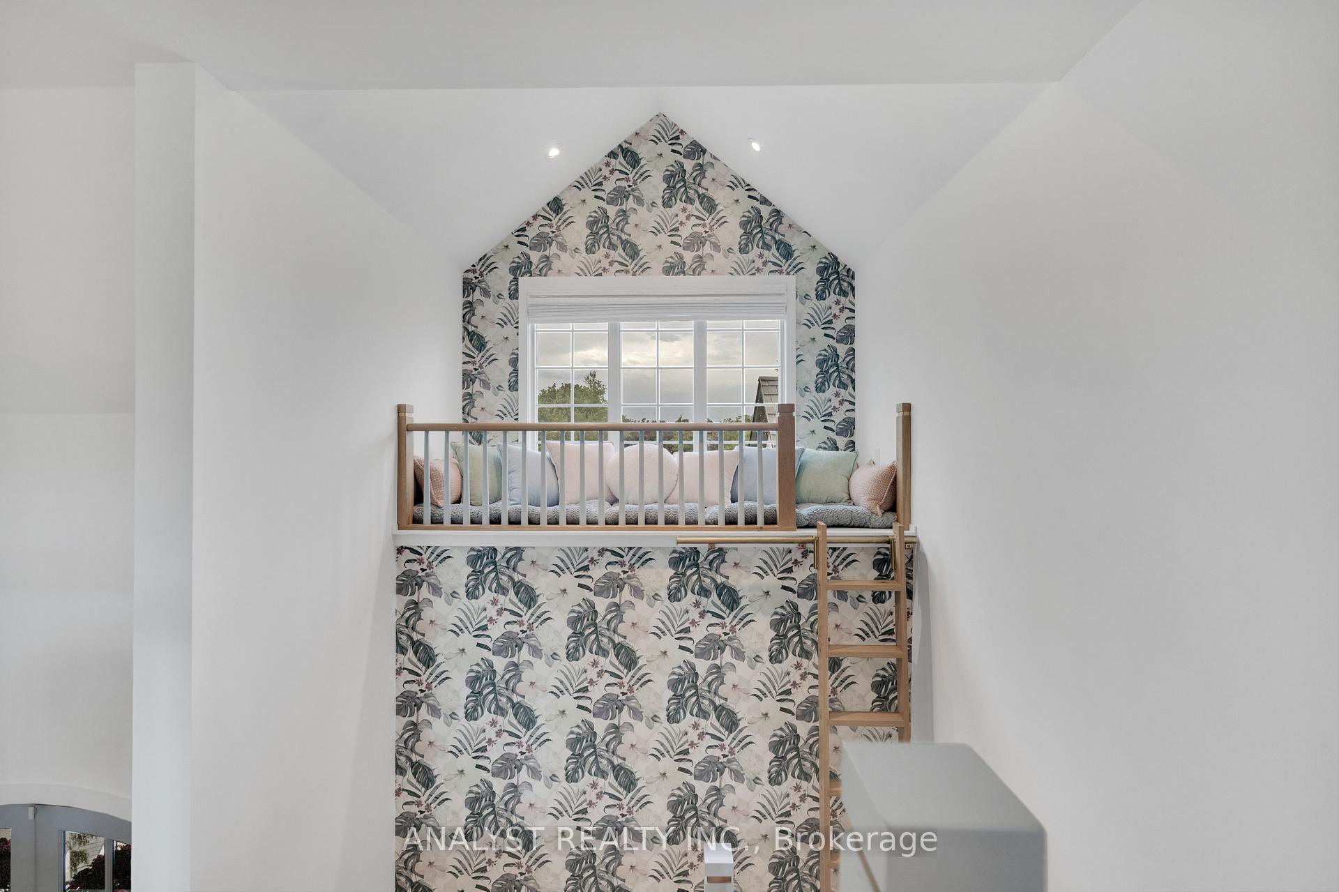 Photo 30 of 29 Bindertwine Boulevard, Vaughan, Kleinburg — HOMEH