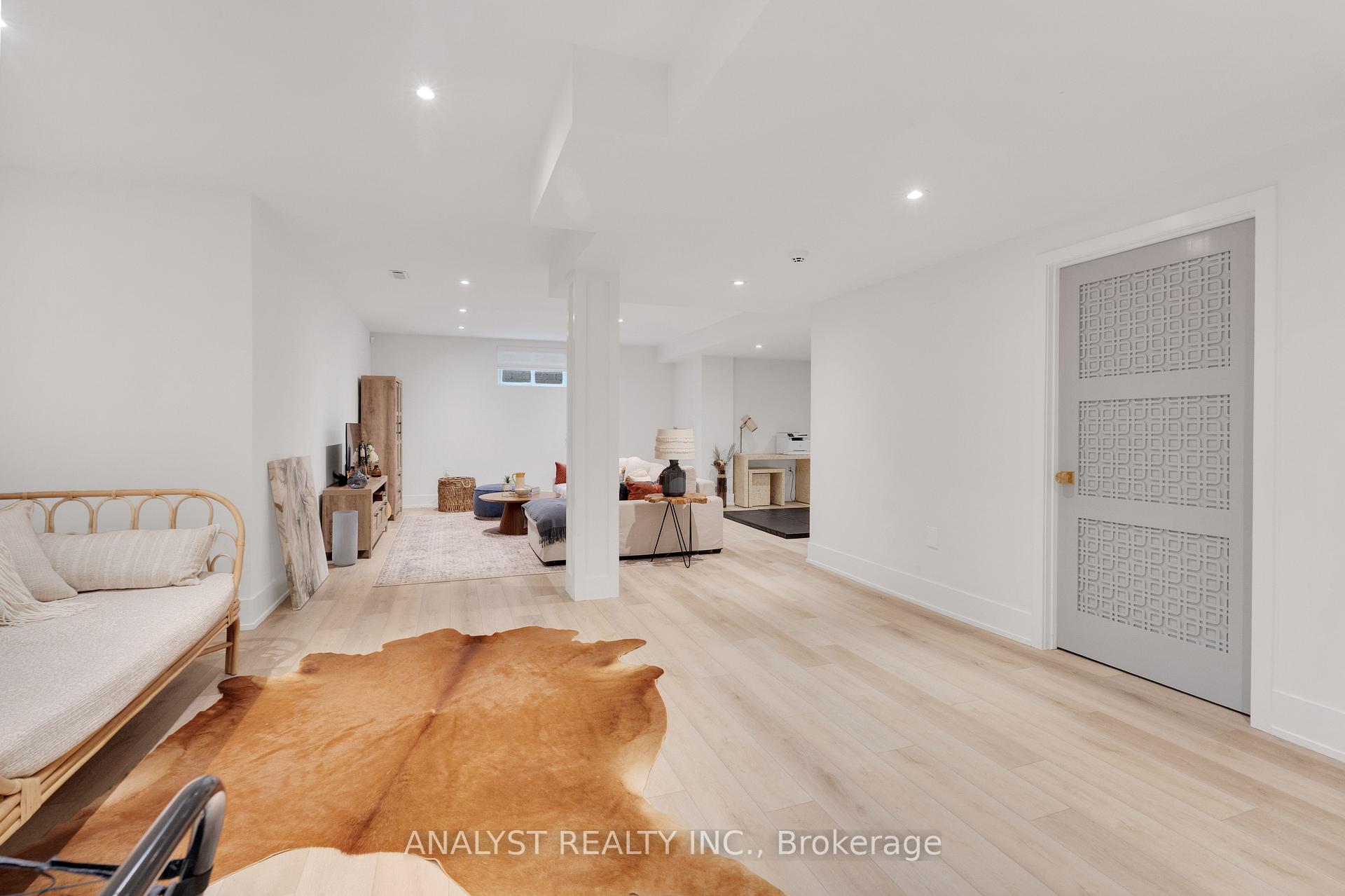 Photo 32 of 29 Bindertwine Boulevard, Vaughan, Kleinburg — HOMEH