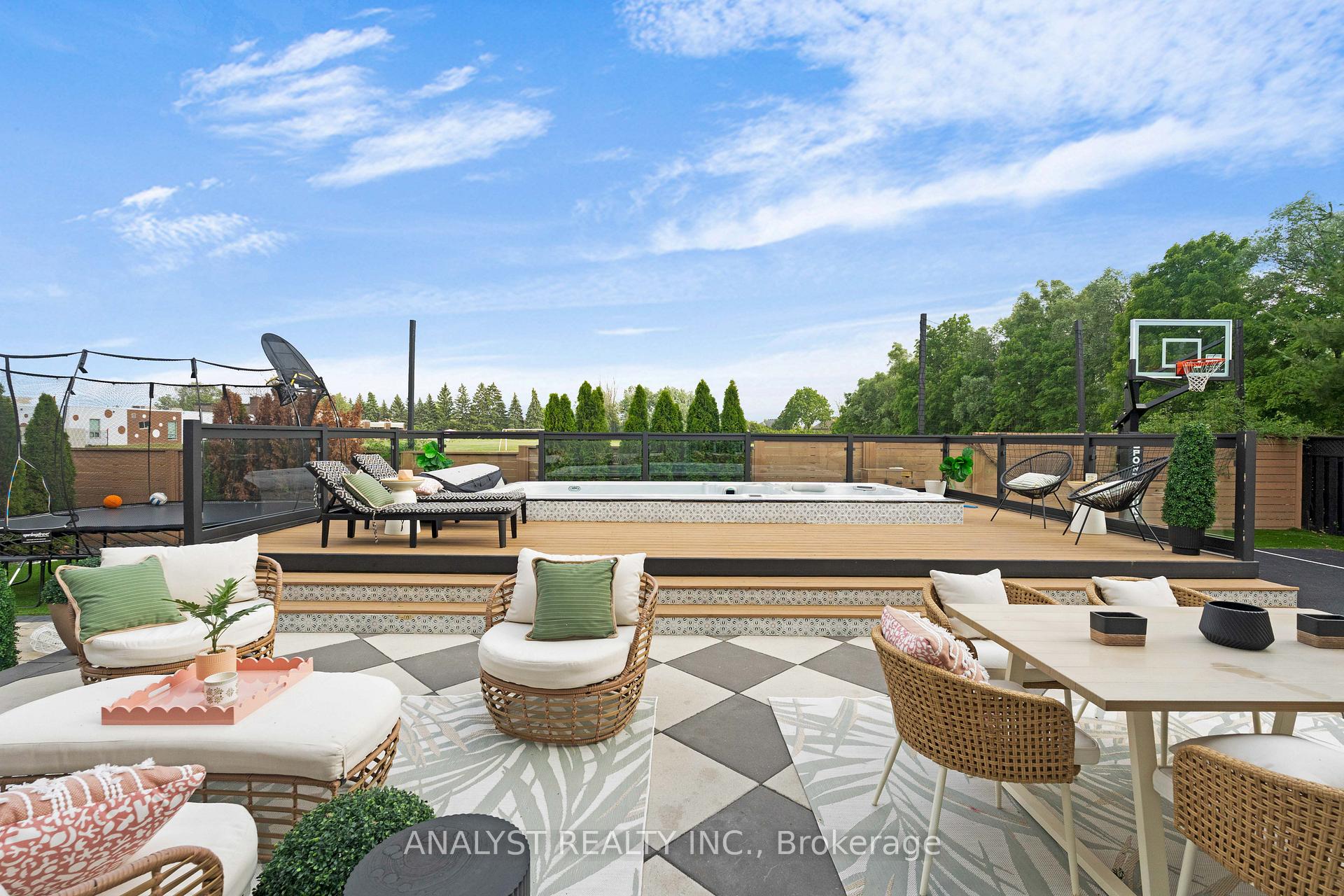 Photo 39 of 29 Bindertwine Boulevard, Vaughan, Kleinburg — HOMEH