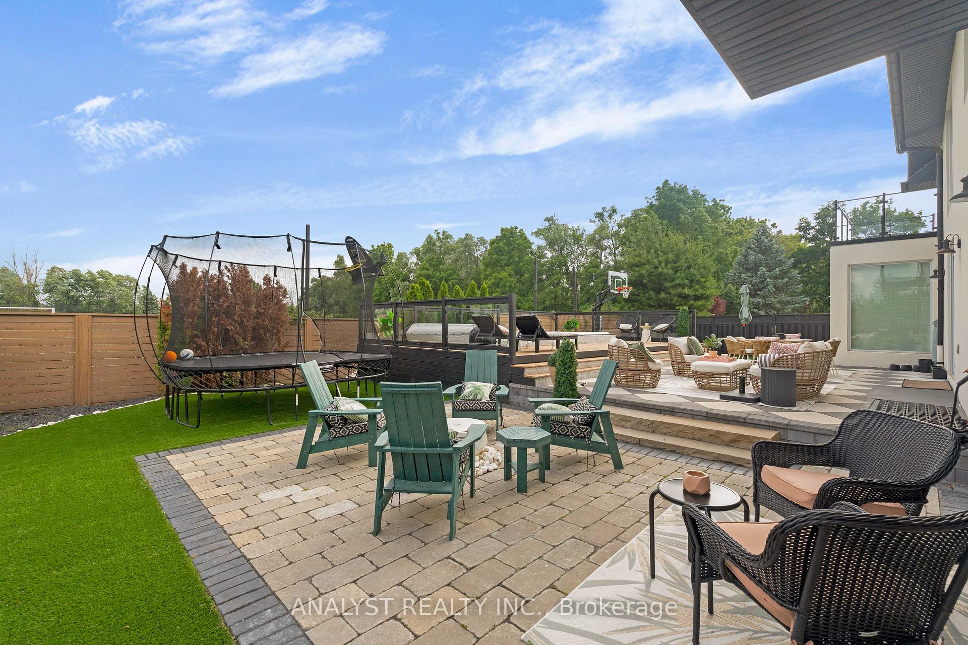 Photo 42 of 29 Bindertwine Boulevard, Vaughan, Kleinburg — HOMEH