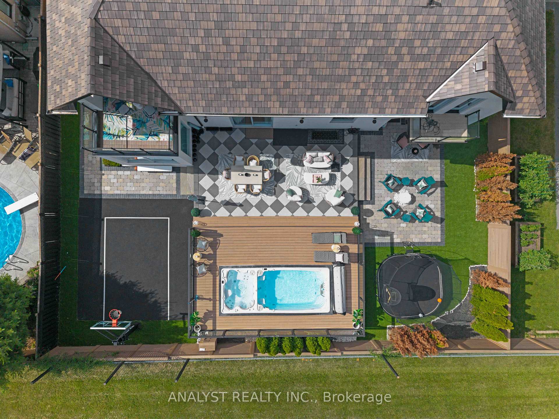 Photo 50 of 29 Bindertwine Boulevard, Vaughan, Kleinburg — HOMEH