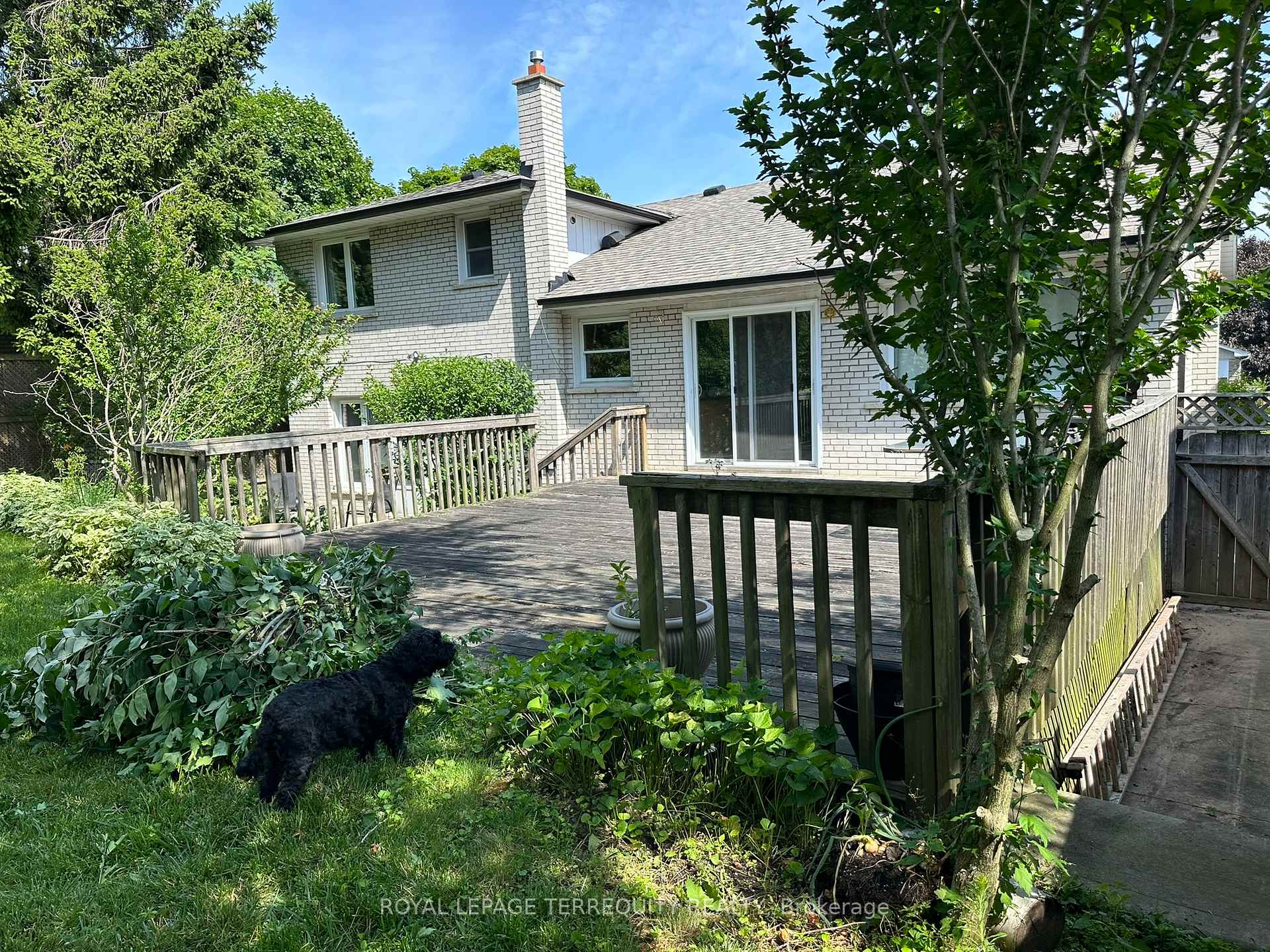 Photo 25 of Unit Main/Upper, 5 Hunting Ridge, Etobicoke, Willowridge-Martingrove-Richview — HOMEH