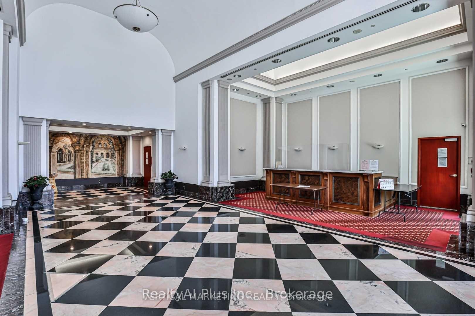 Photo 2 of Unit 701, 11 Lee Centre Drive, Scarborough, Woburn — HOMEH