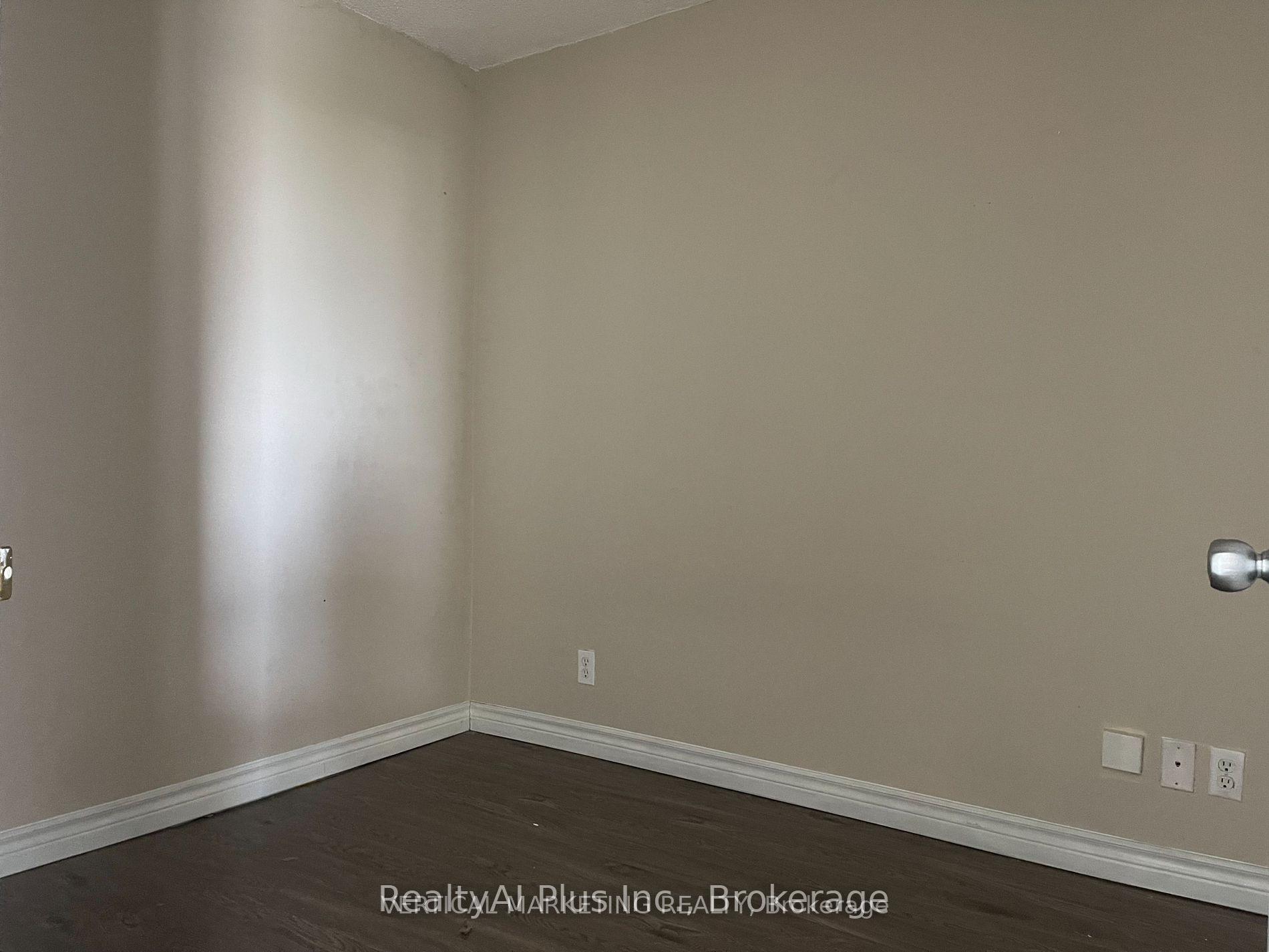 Photo 11 of Unit 701, 11 Lee Centre Drive, Scarborough, Woburn — HOMEH