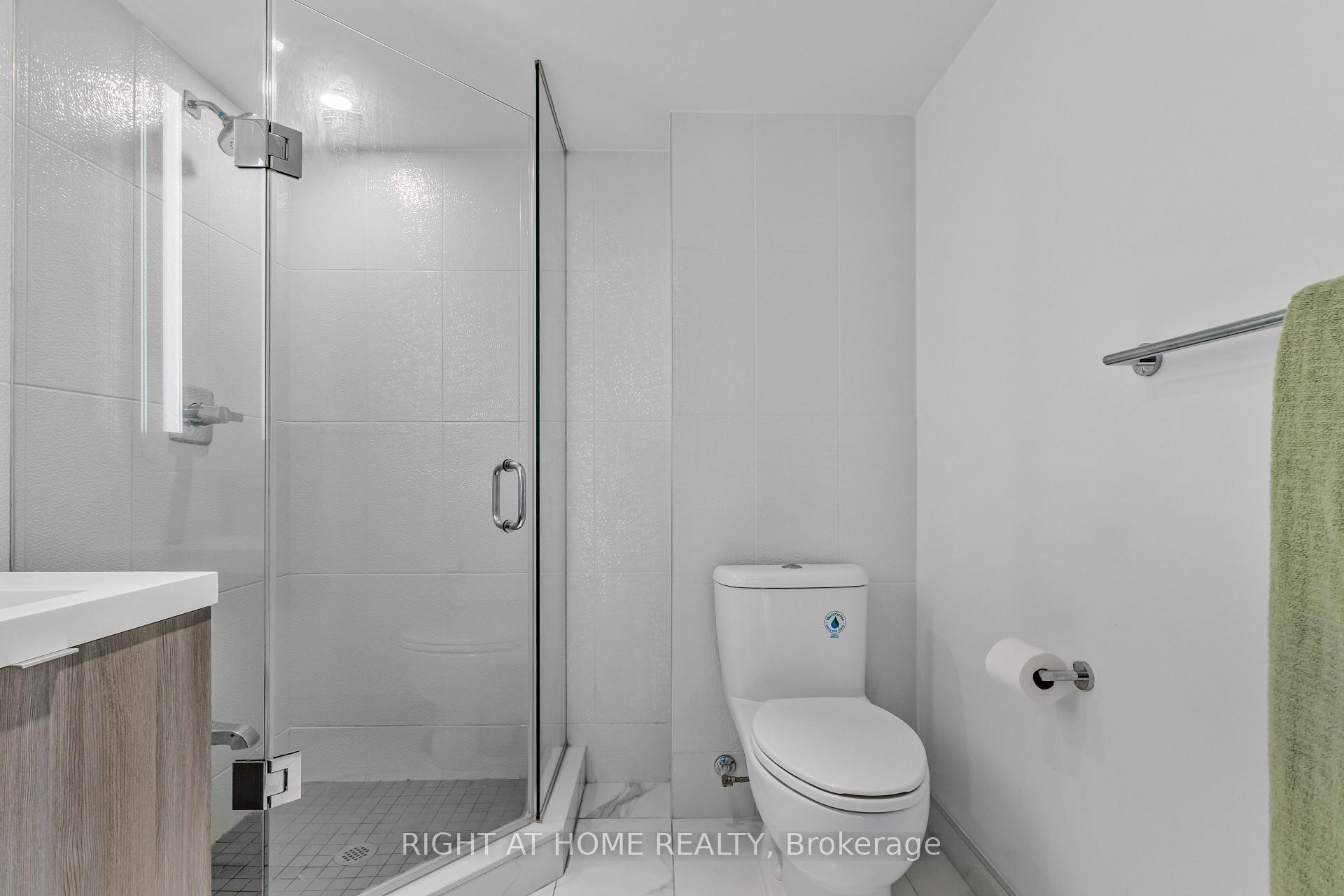 Photo 18 of Unit 1922, 585 Bloor Street E, Toronto, North St. James Town — HOMEH