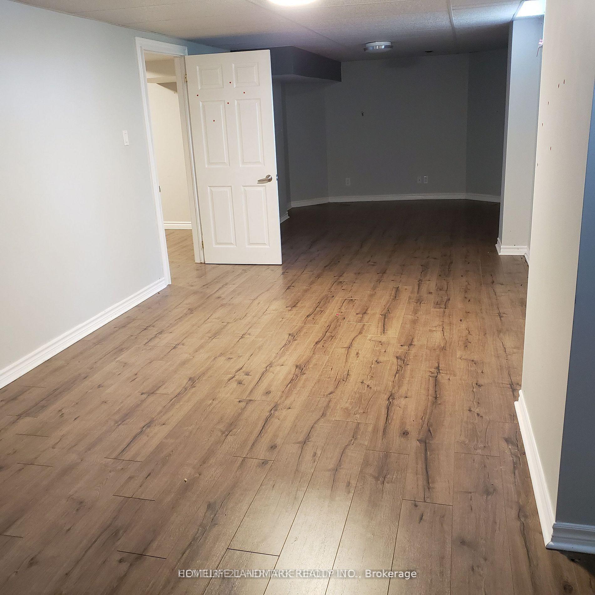 Photo 4 of 131 Ferndale Drive S, Barrie, Ardagh — HOMEH