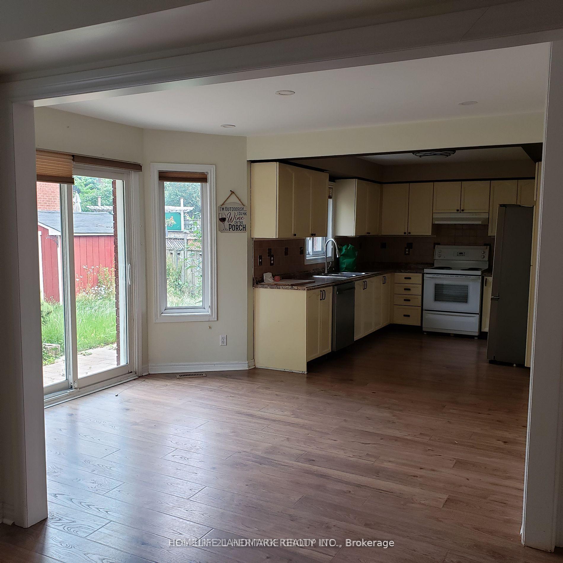 Photo 10 of 131 Ferndale Drive S, Barrie, Ardagh — HOMEH